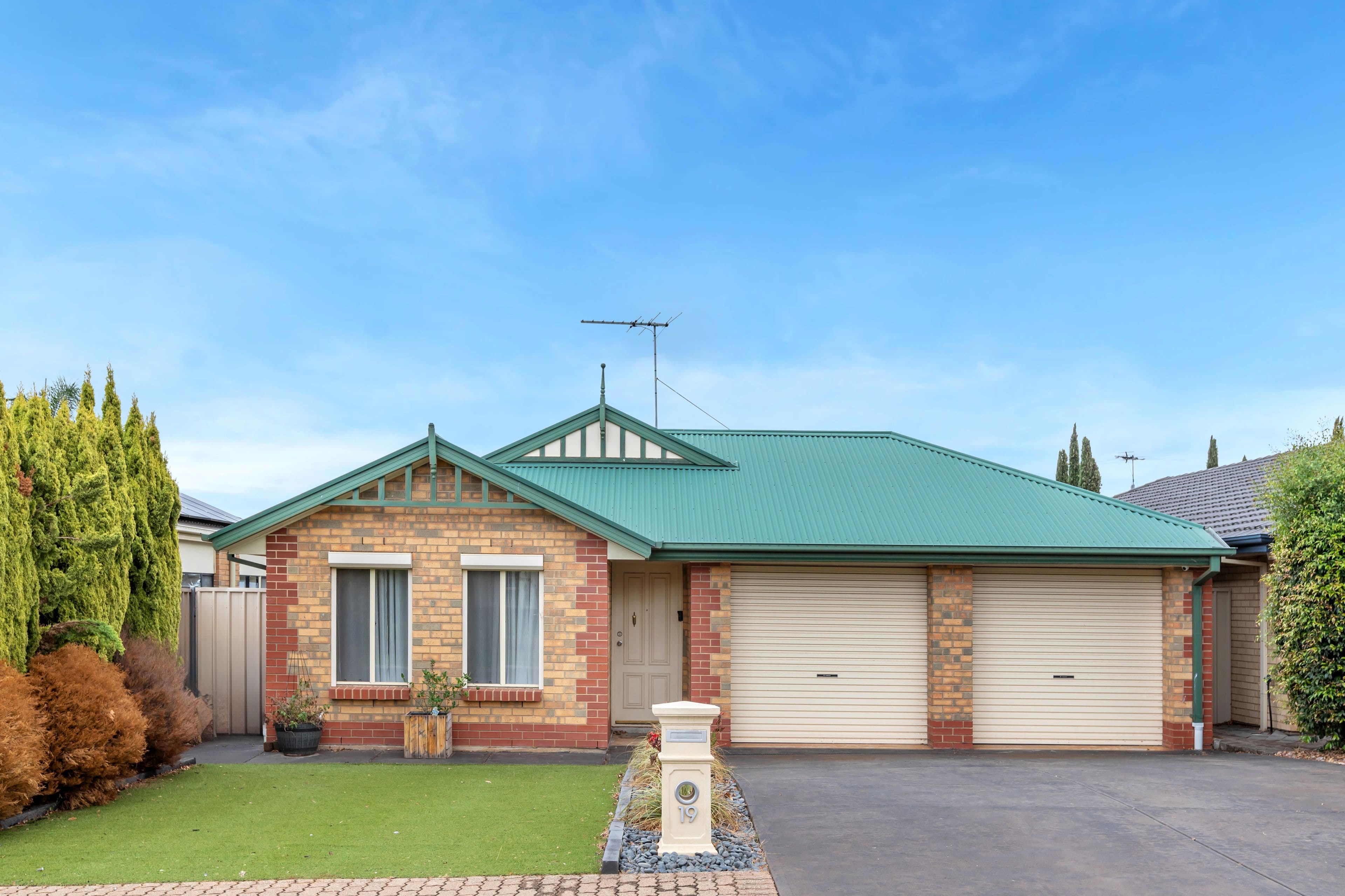 19 Wallace Drive, Craigmore SA 5114, Craigmore - Image 1