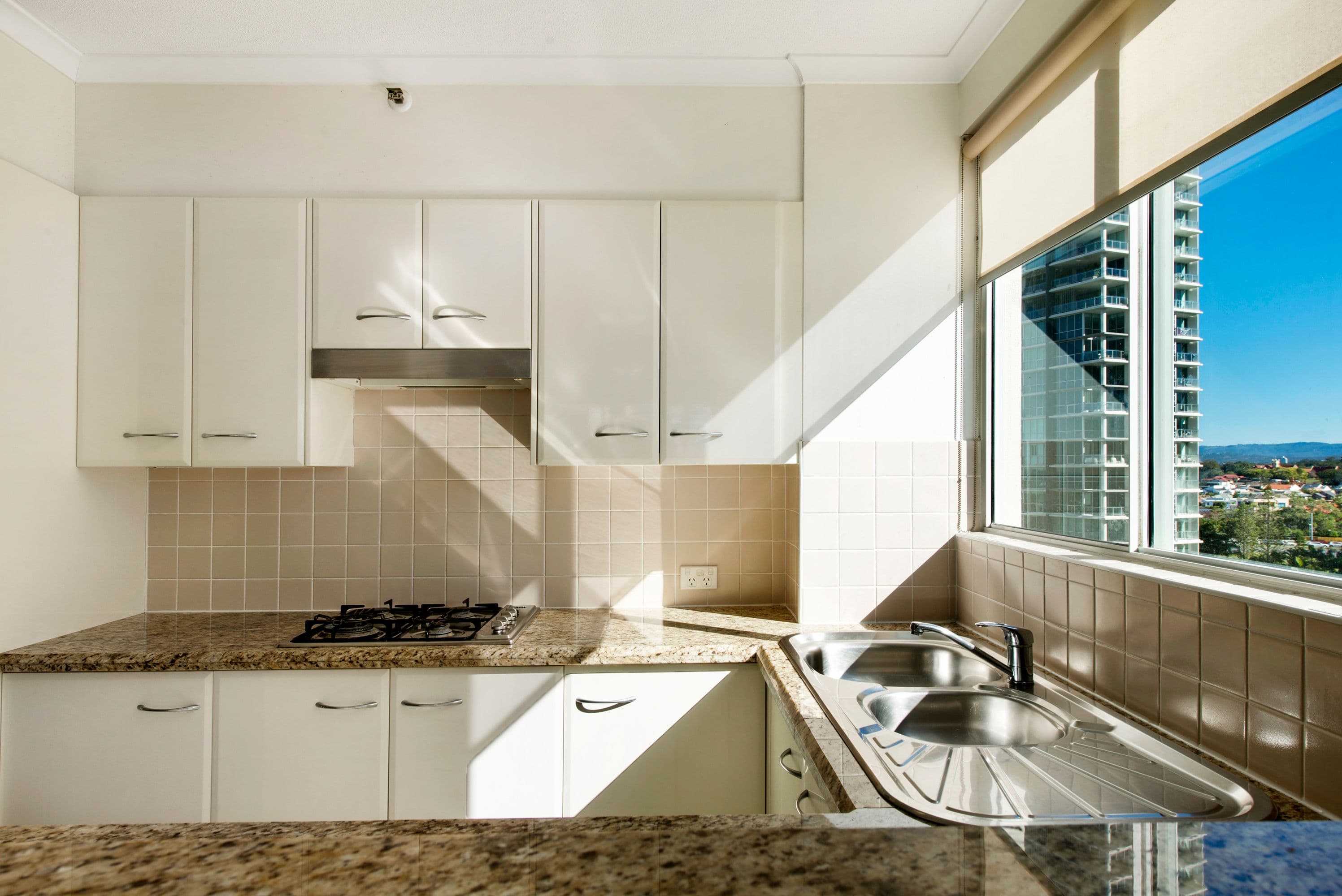 15 Breaker Street, Main Beach QLD 4217, Main Beach - Thumbnail 8
