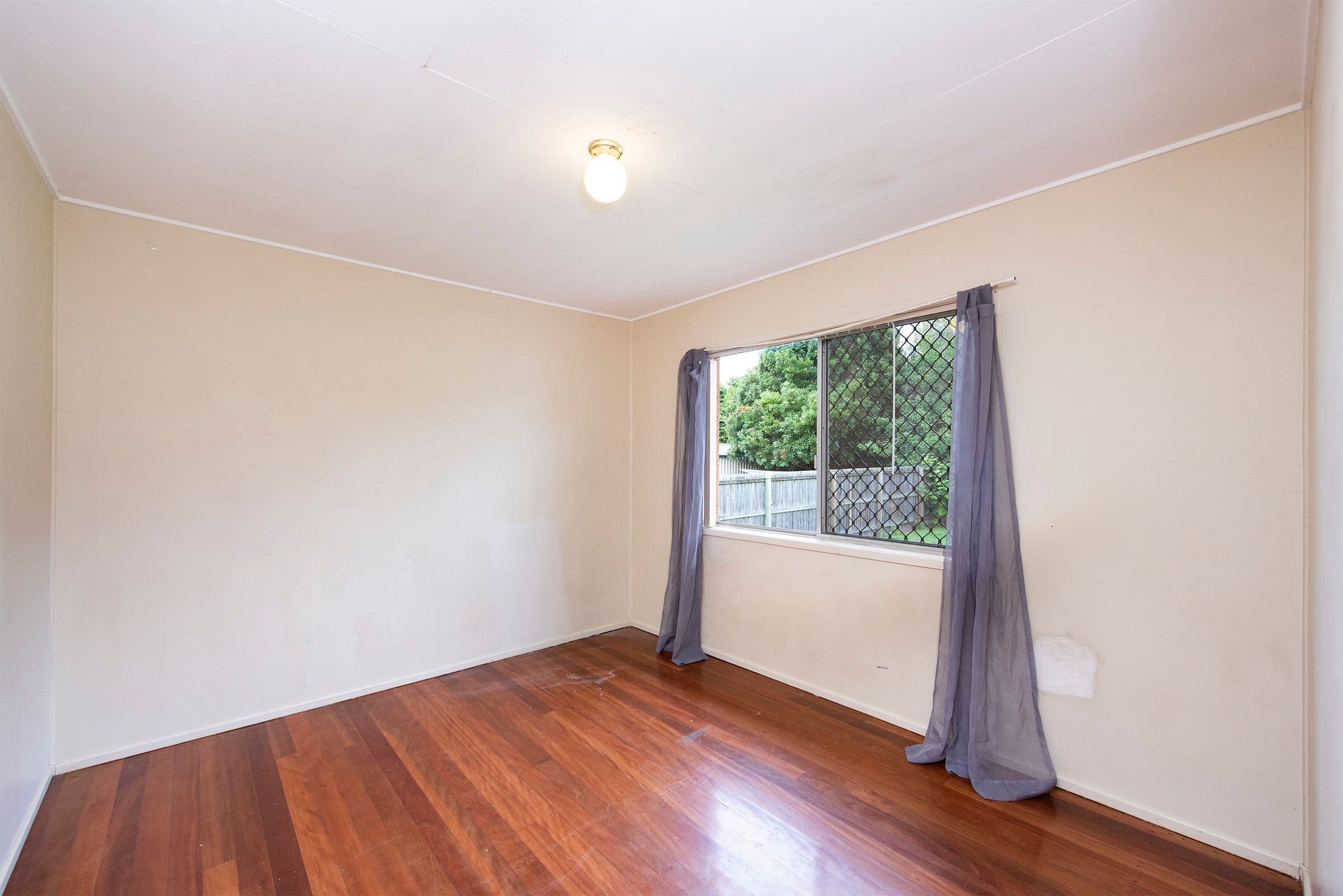 60 Ellen Street, Kingston QLD 4114, Kingston - Thumbnail 4