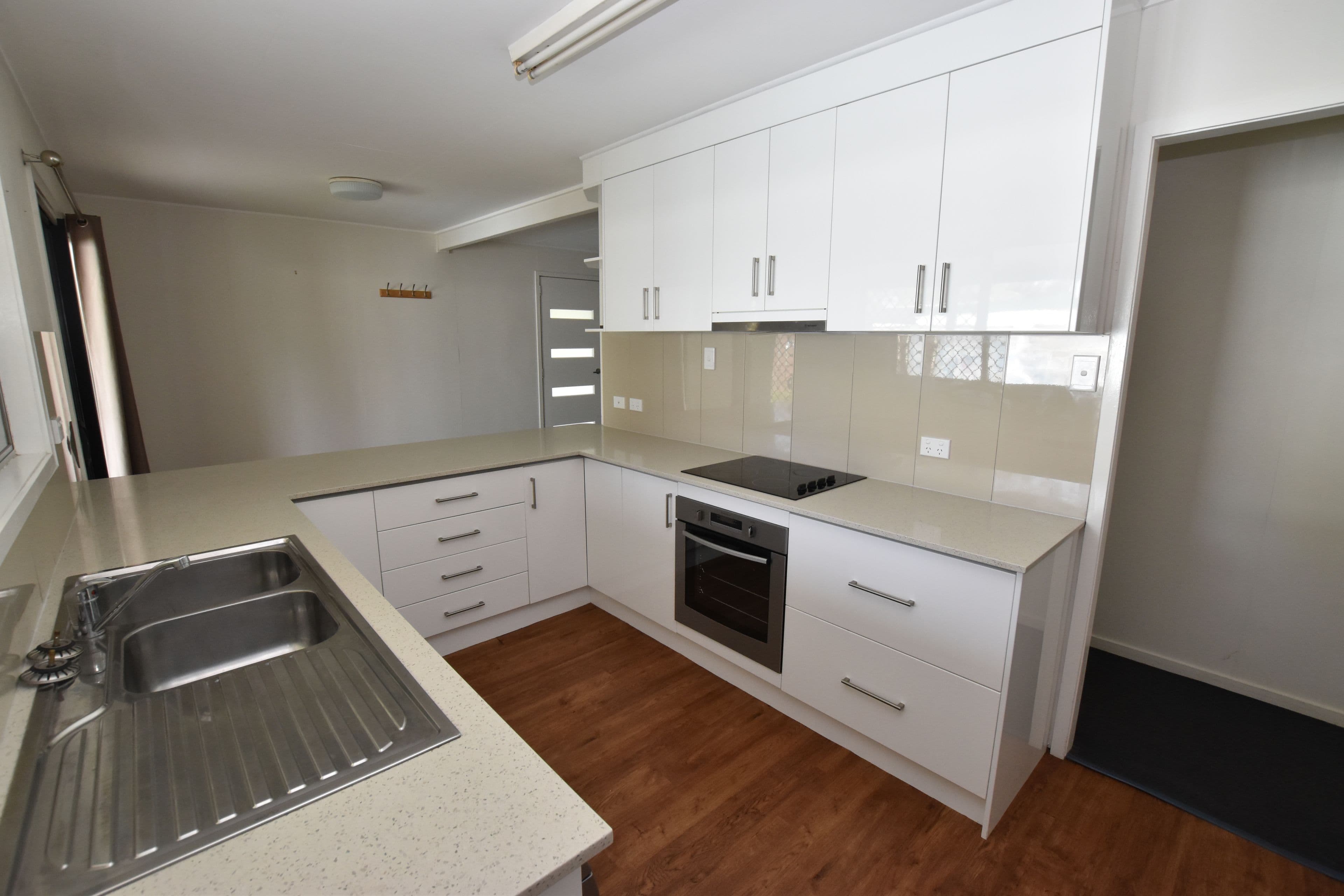 24 Allunga Drive, Glen Eden QLD 4680, Glen Eden - Thumbnail 2