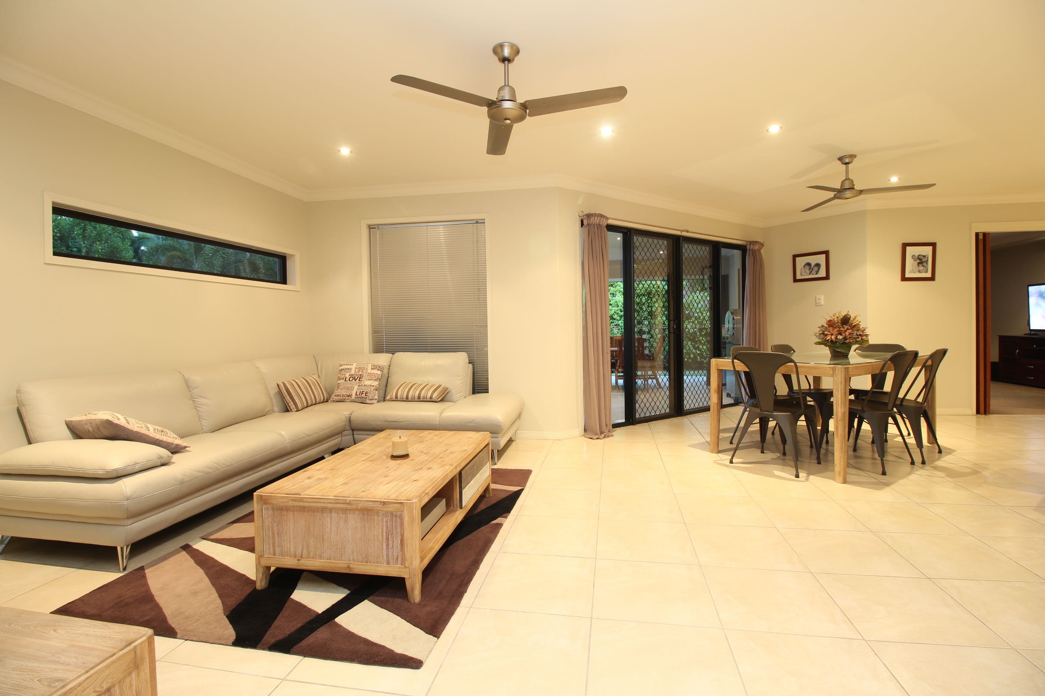 14 Carrington Place, Emerald QLD 4720, Emerald - Thumbnail 4
