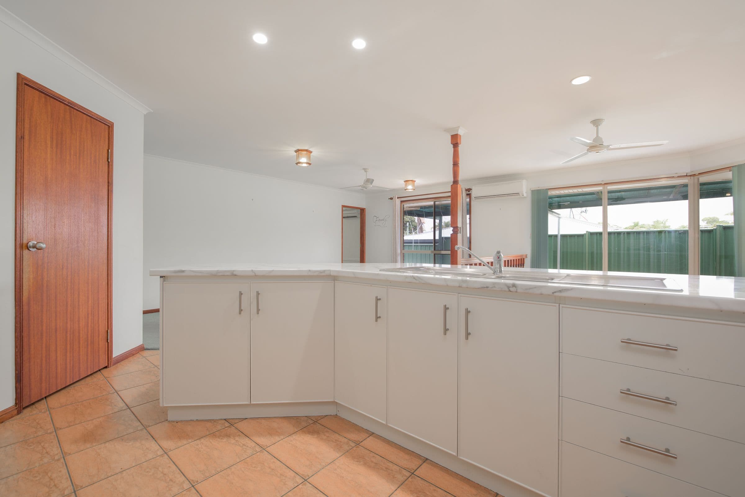 14 Tyson Crescent, Tannum Sands QLD 4680, Tannum Sands - Thumbnail 2