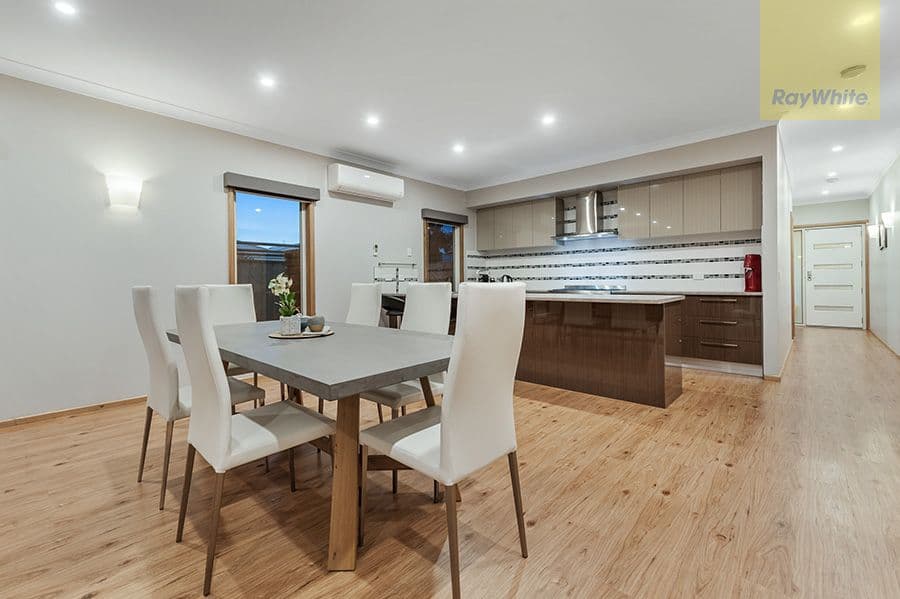 62 Gateshead Street, Craigieburn VIC 3064, Craigieburn - Thumbnail 4