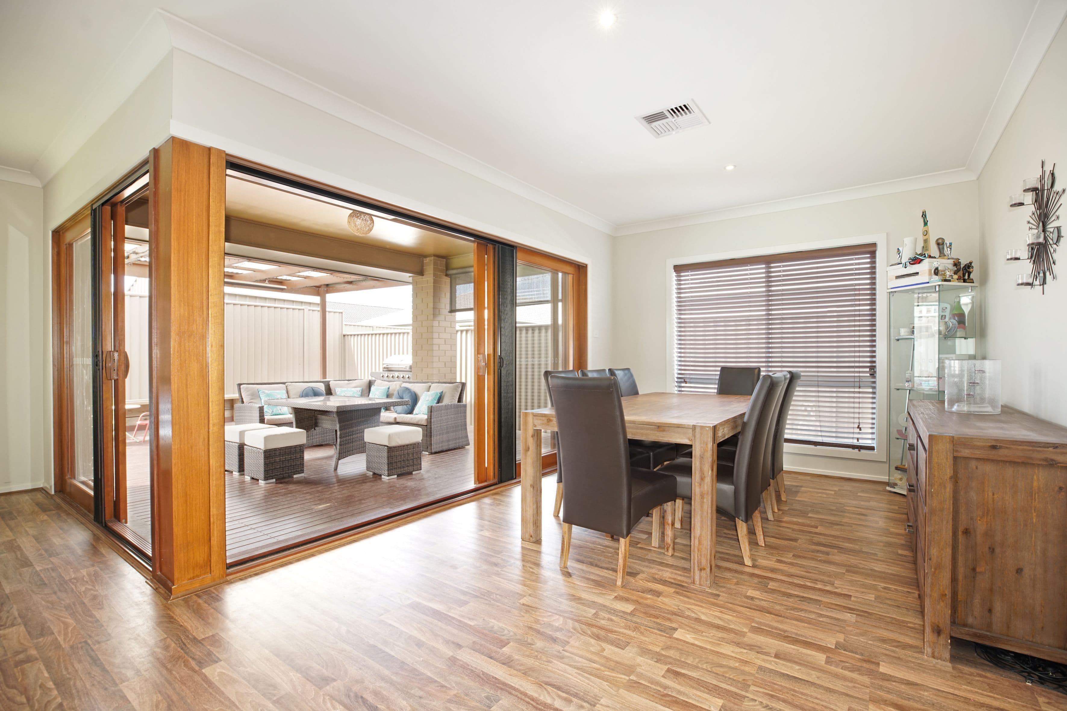 17 Cabarita Way, Jordan Springs - Thumbnail 4