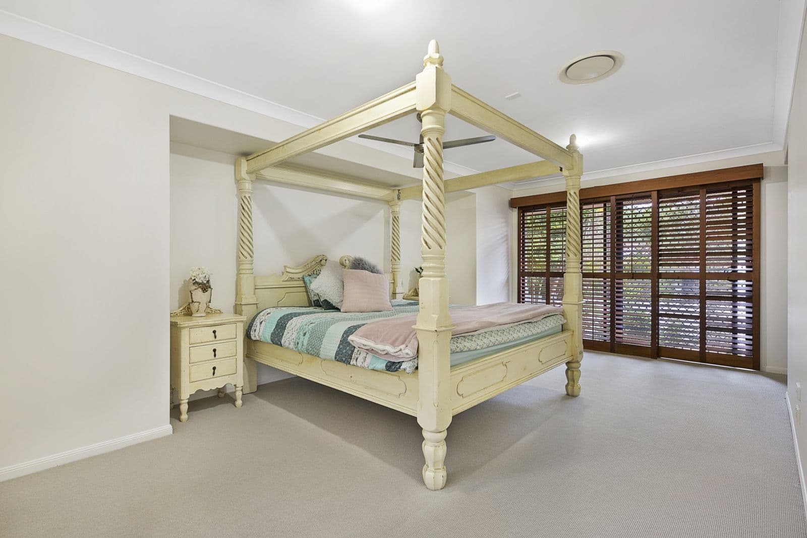 12 London Chase, Arundel QLD 4214, Arundel - Thumbnail 7