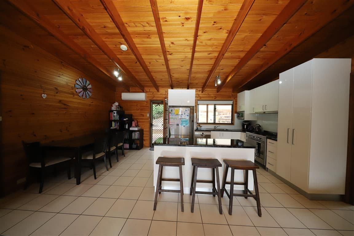 1 Snubba Crescent, Tumut NSW 2720, Tumut - Thumbnail 5