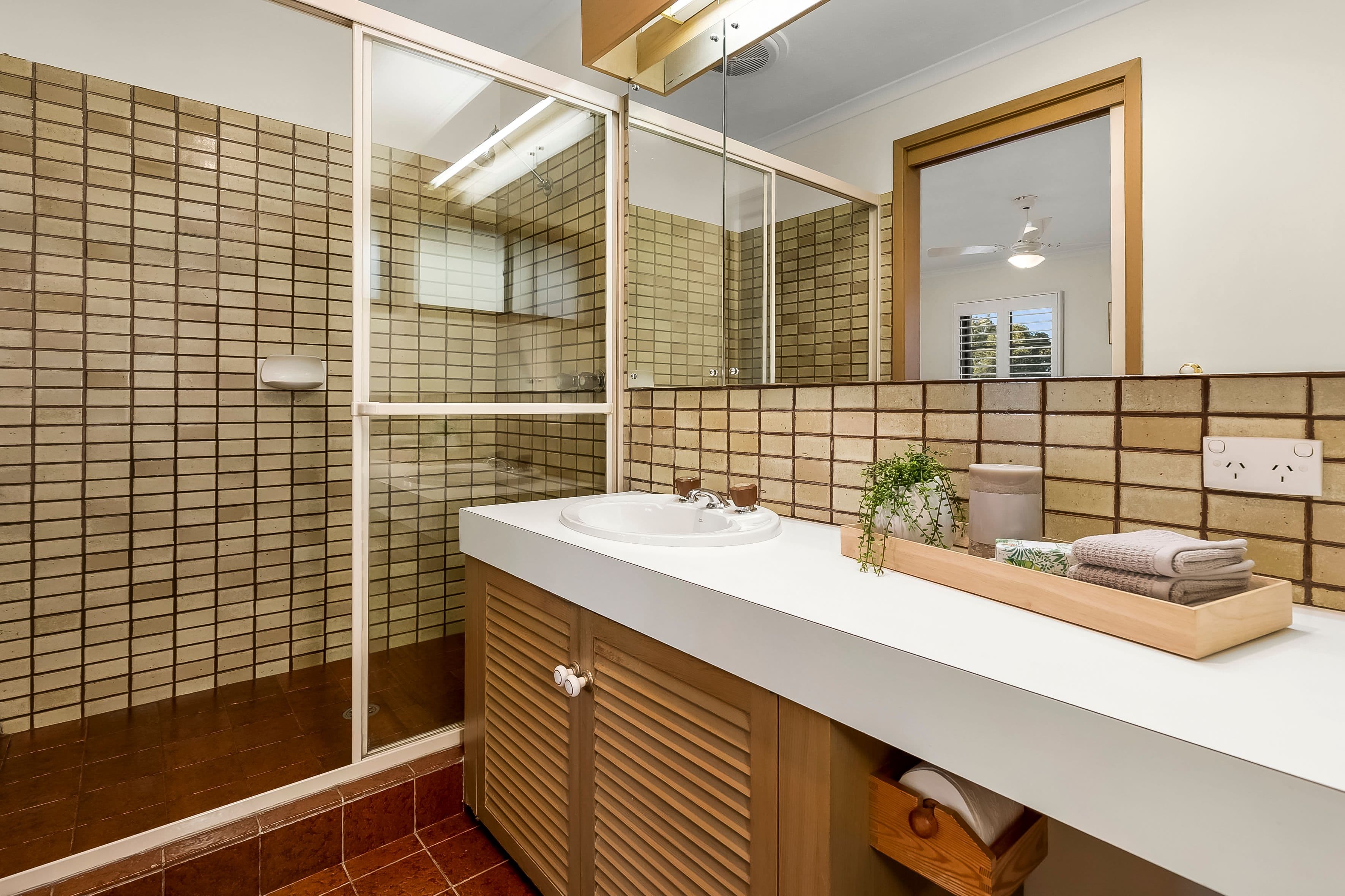 8 Midlothian Place, Glen Waverley VIC 3150, Glen Waverley - Thumbnail 8