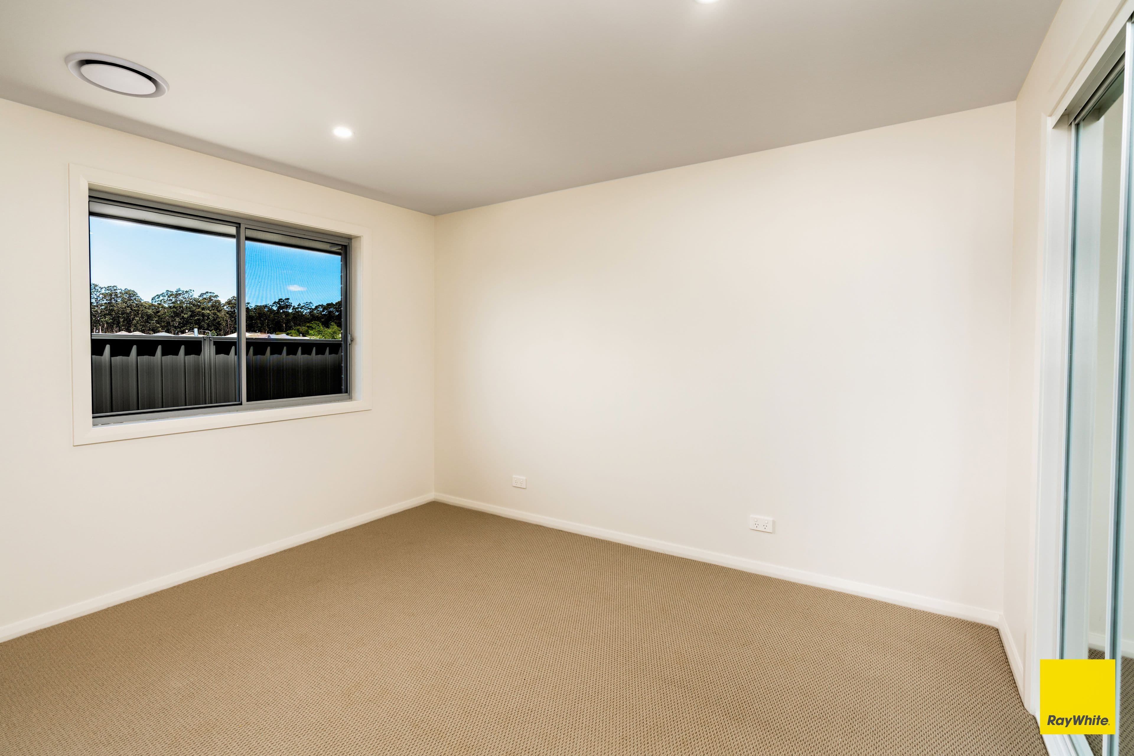 75 Yalwal Road, West Nowra NSW 2541, West Nowra - Thumbnail 8