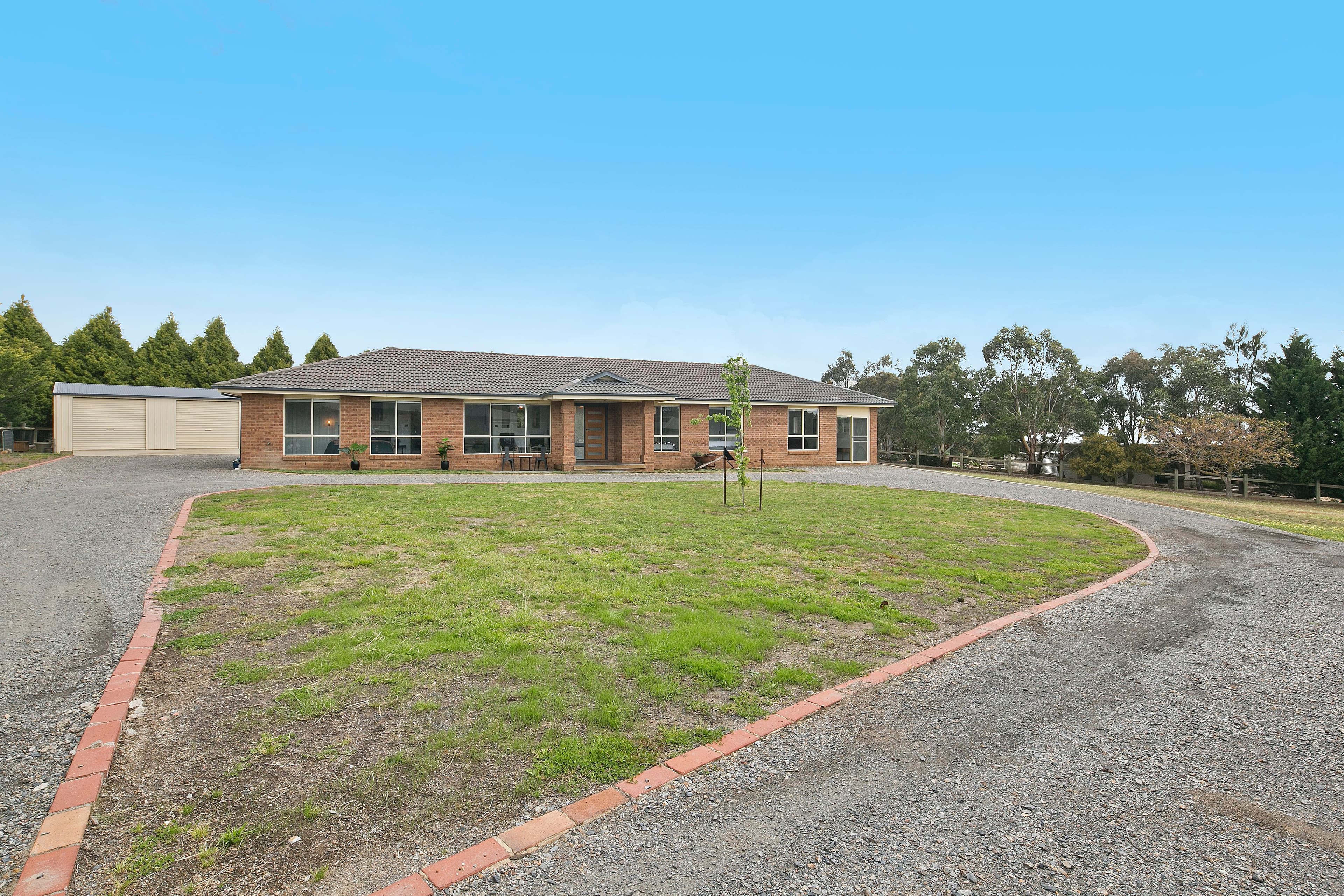 8 Oxley Crescent, Goulburn NSW 2580, Goulburn - Image 1