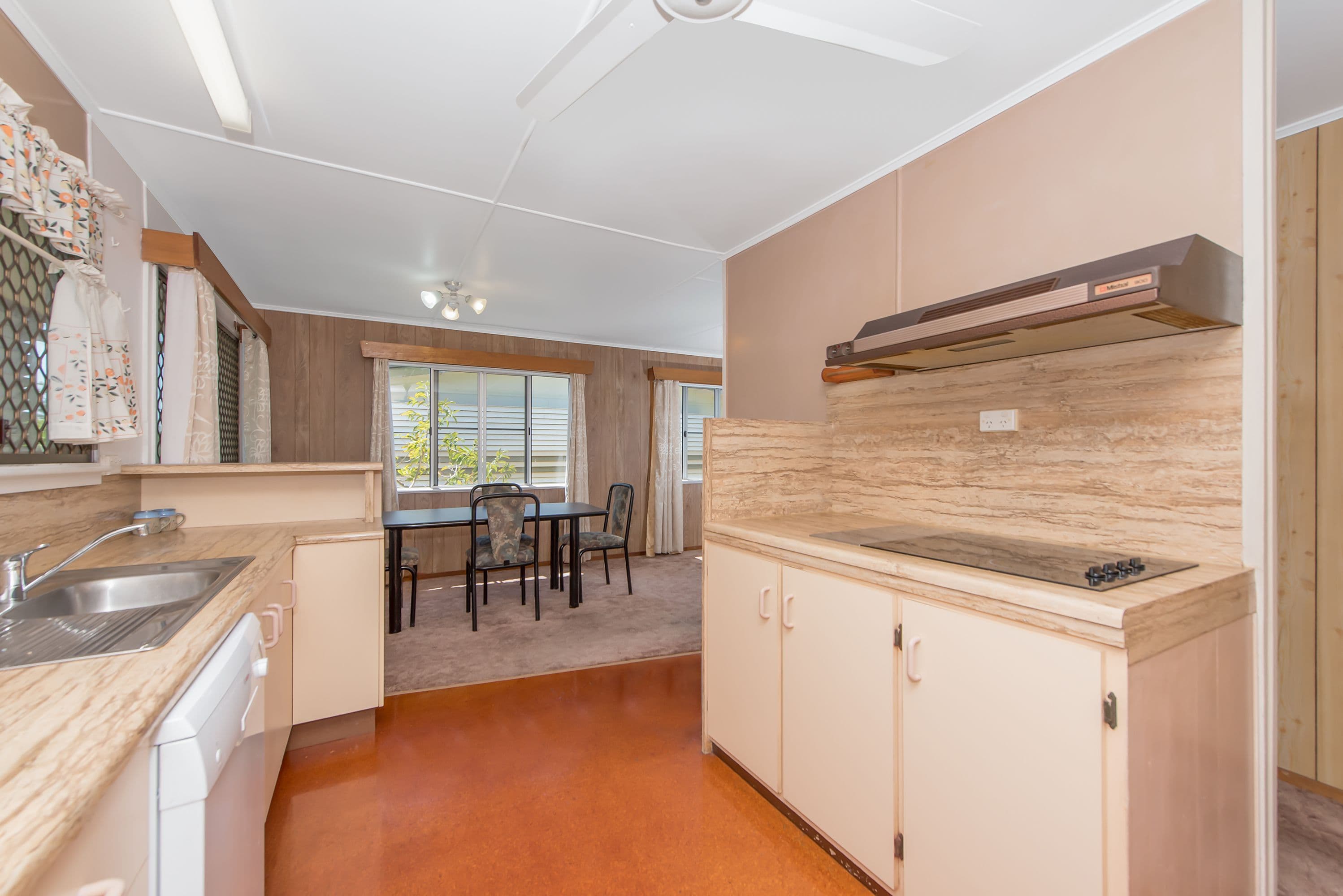 5 Warrina Street, Currajong QLD 4812, Currajong - Thumbnail 3