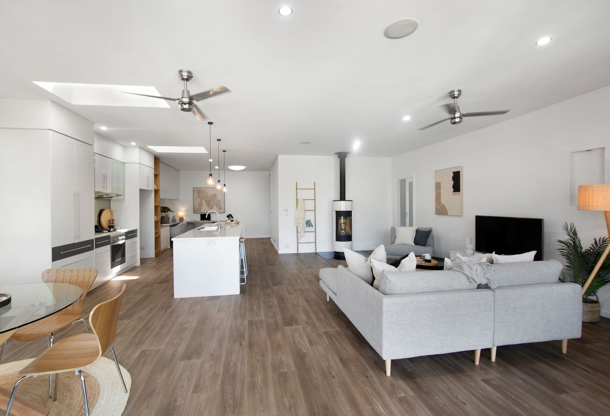 16 New Street, Mansfield VIC 3722, Mansfield - Thumbnail 2
