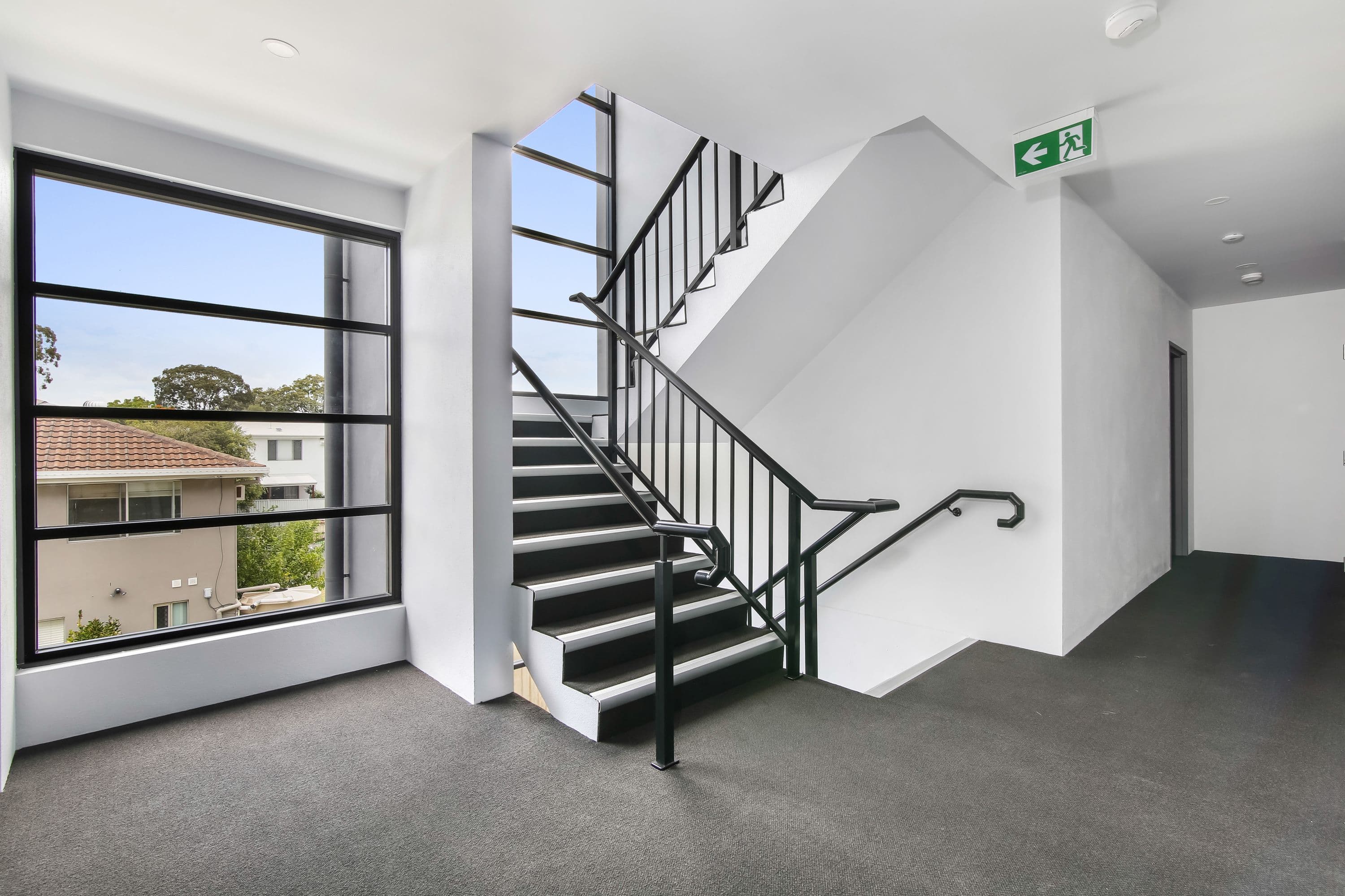 11 Anne Street, Southport QLD 4215, Southport - Thumbnail 5