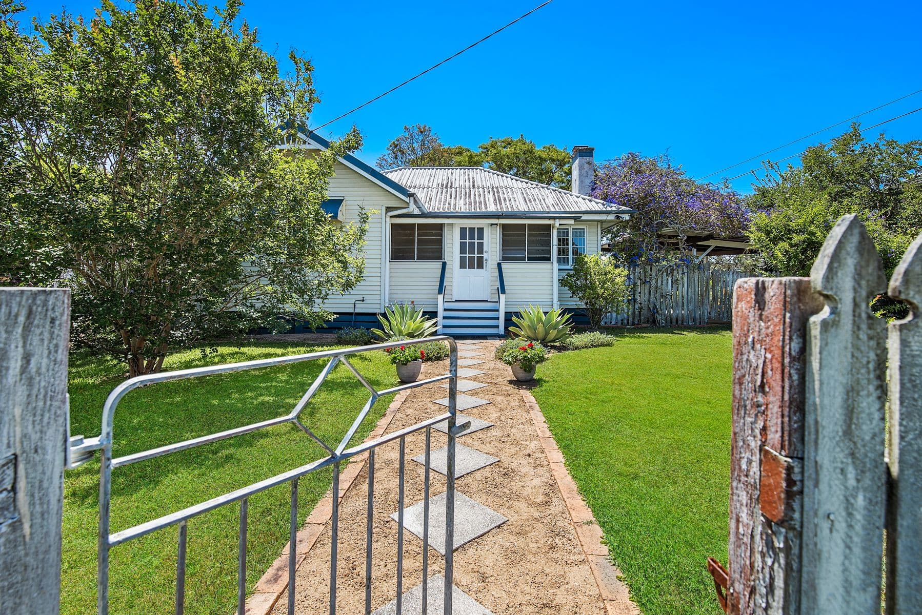 16 Esther Street, Deagon QLD 4017, Deagon - Thumbnail 2