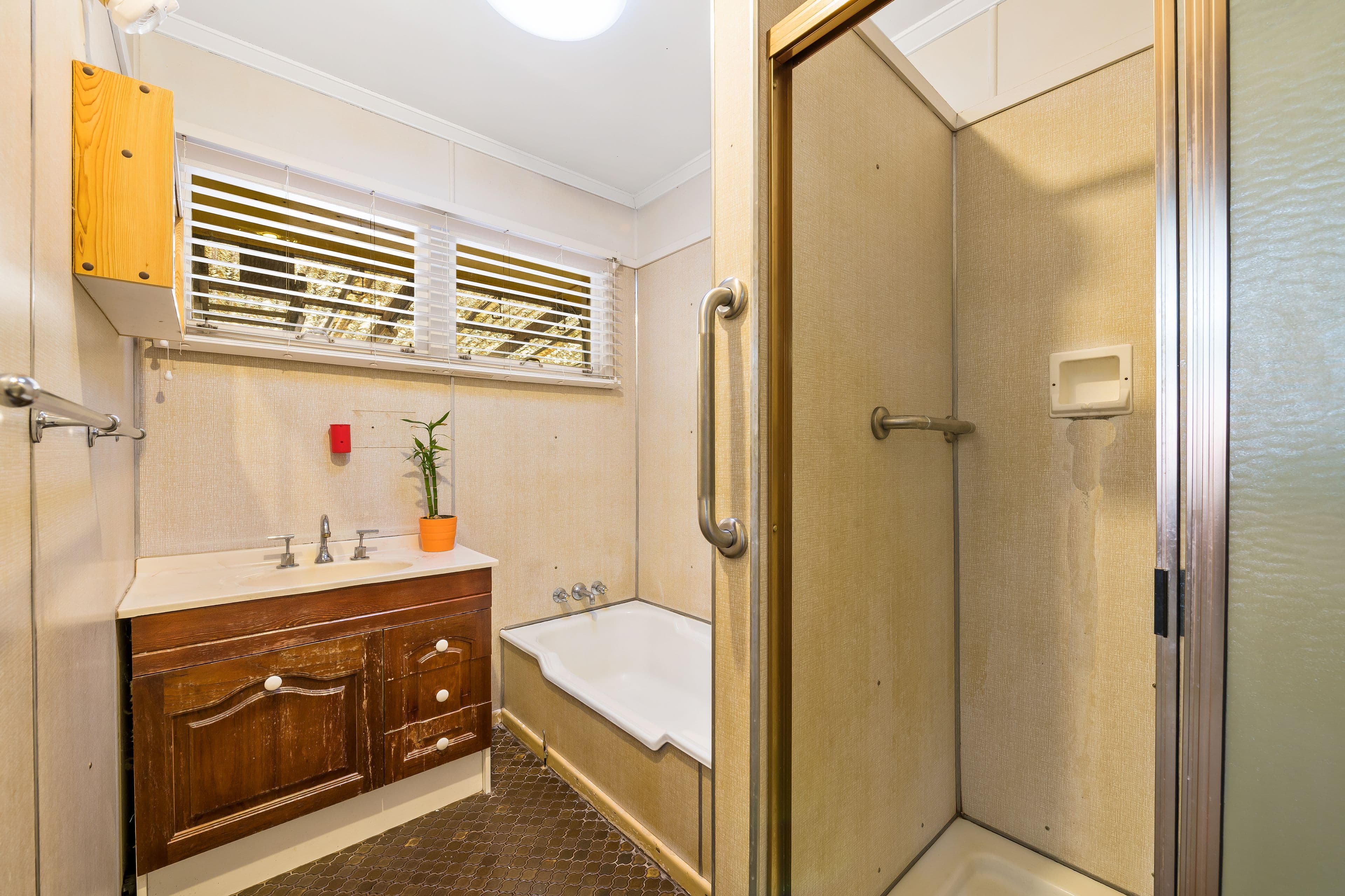 319 Tor Street, Wilsonton QLD 4350, Wilsonton - Thumbnail 6