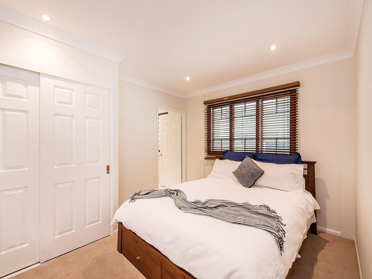 13 Parooba Avenue, Camp Hill QLD 4152, Camp Hill - Thumbnail 5
