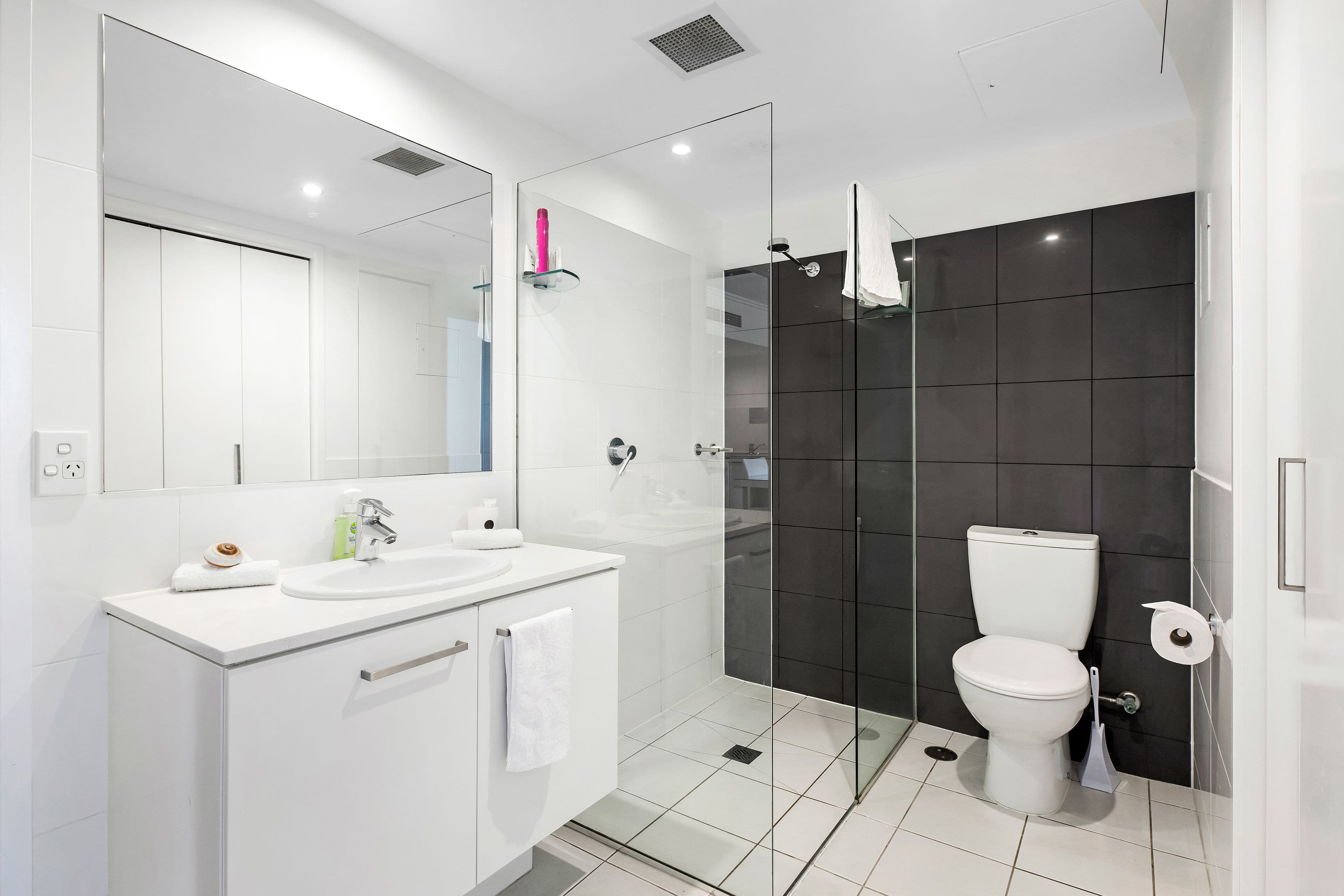 23 Ocean Pacific 25 Surf Parade, Broadbeach QLD 4218, Broadbeach - Thumbnail 7