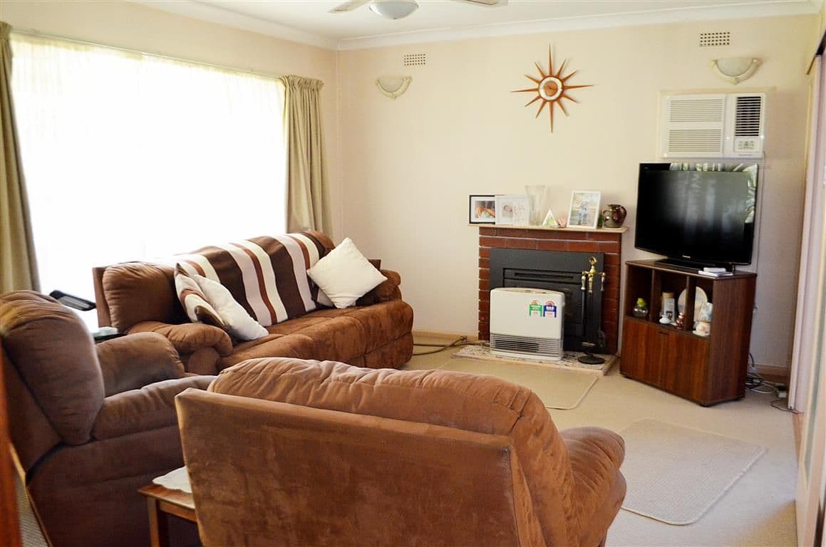 4 Lambie Street, Tumut - Thumbnail 4