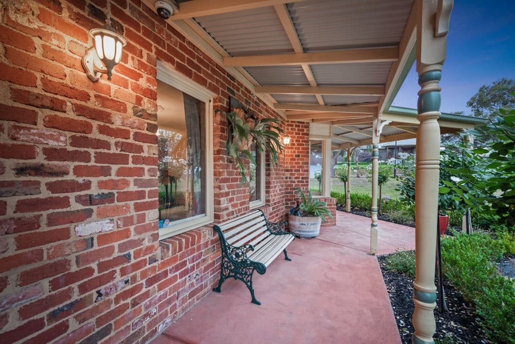 2 Pinehill Way, Doreen VIC 3754, Doreen - Thumbnail 8