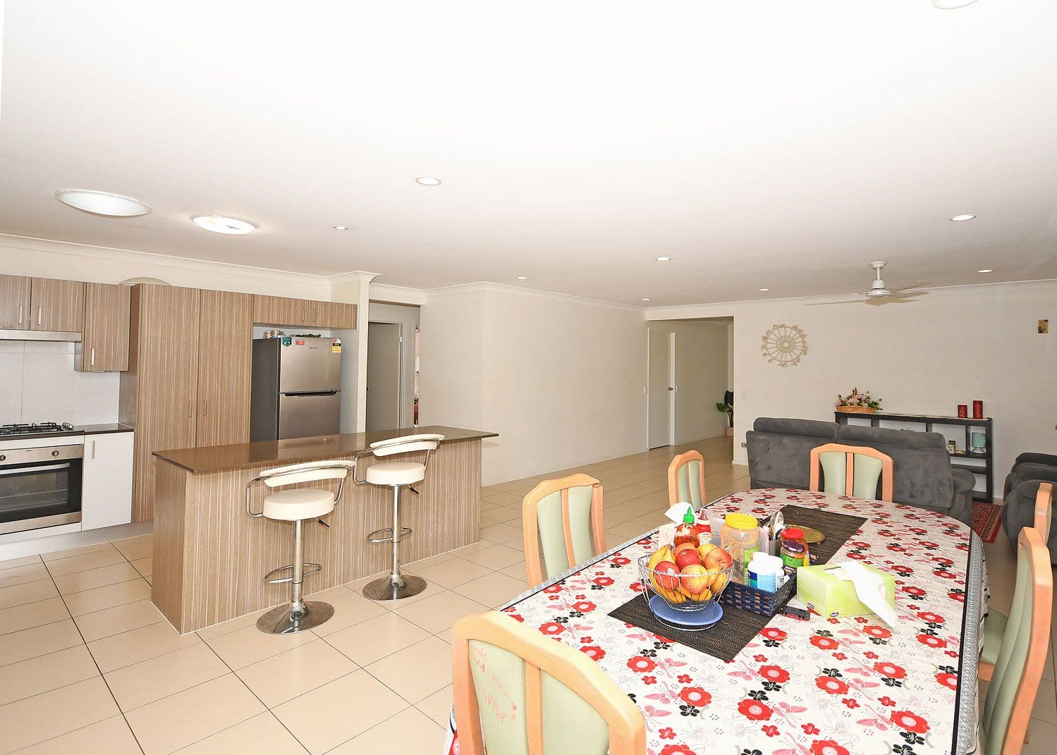2 Wentworth Avenue, Urraween QLD 4655, Urraween - Thumbnail 5