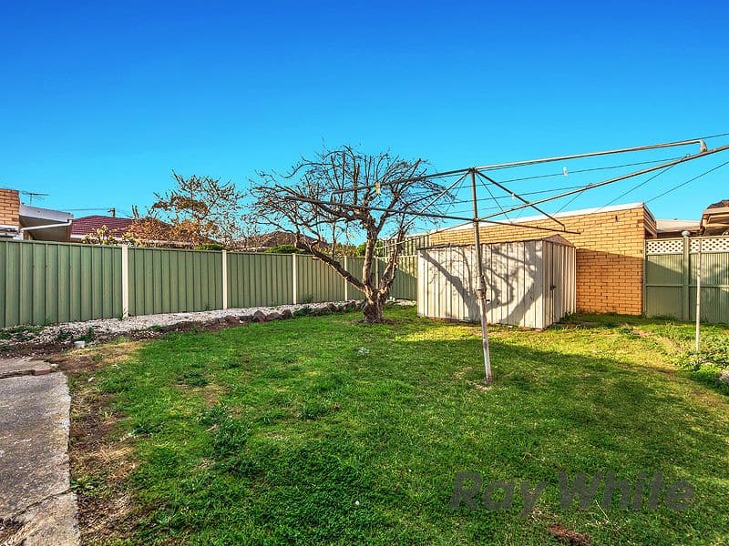 12 Obrien Drive, St Albans VIC 3021, St Albans - Thumbnail 8