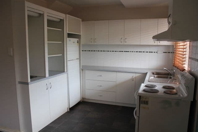 11/8 Myoporum Street, Kambalda West WA 6442, Kambalda West - Thumbnail 2