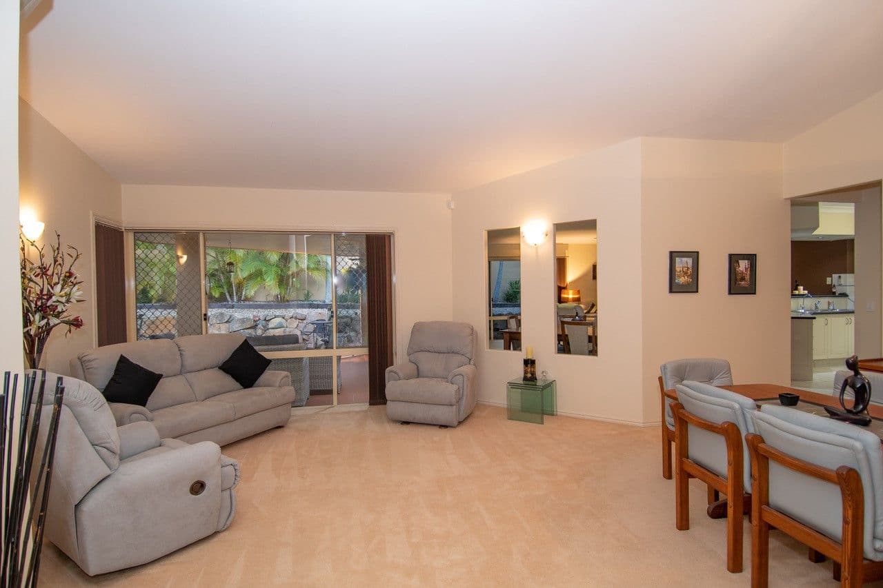 12 Portreeves Place, Arundel QLD 4214, Arundel - Thumbnail 4