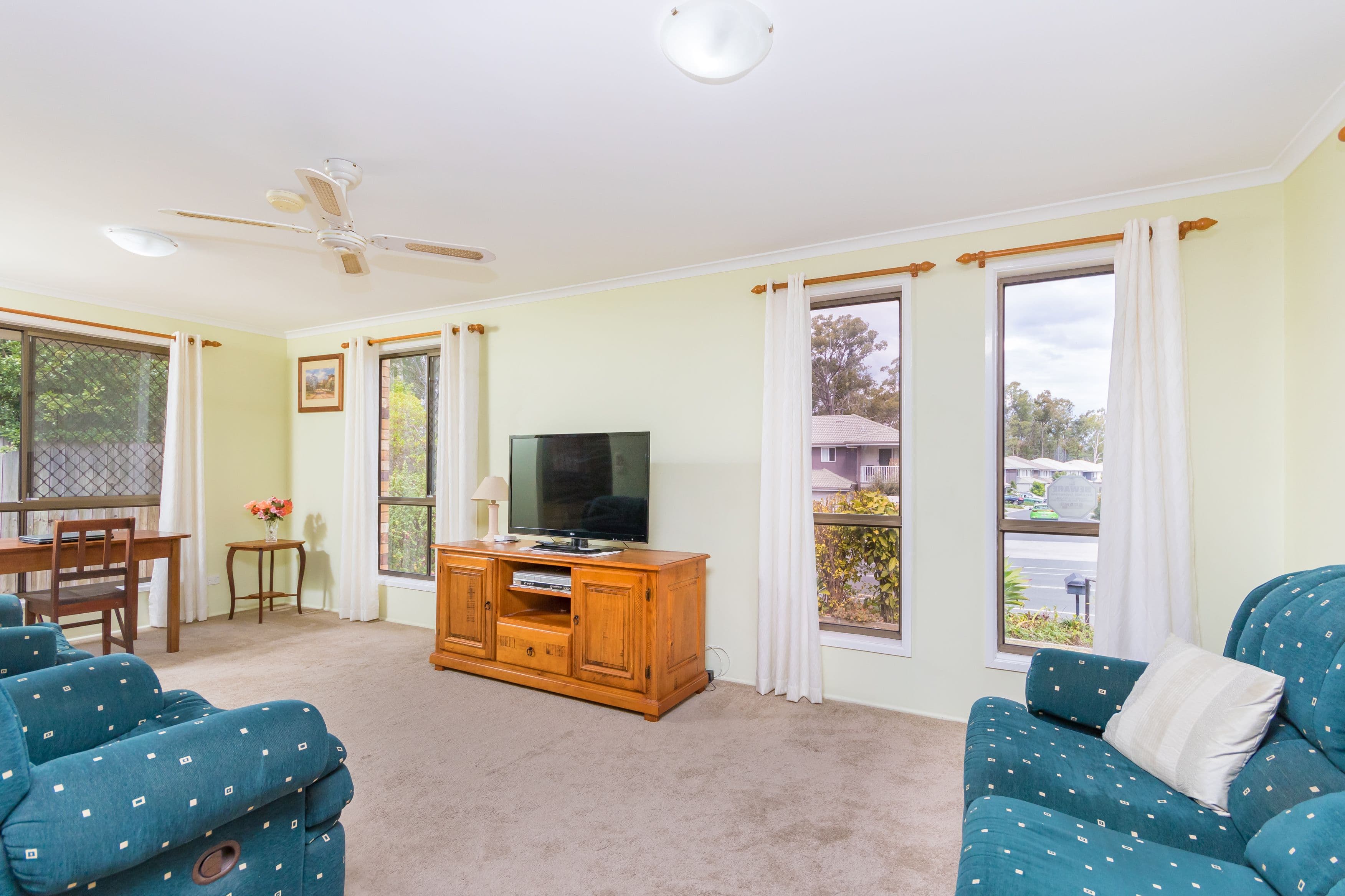 312 Stanley Street, Strathpine QLD 4500, Strathpine - Thumbnail 2