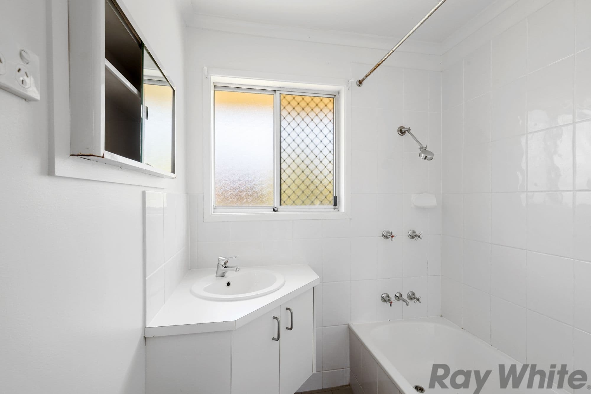 27 Ansell Avenue, Deception Bay QLD 4508, Deception Bay - Thumbnail 5