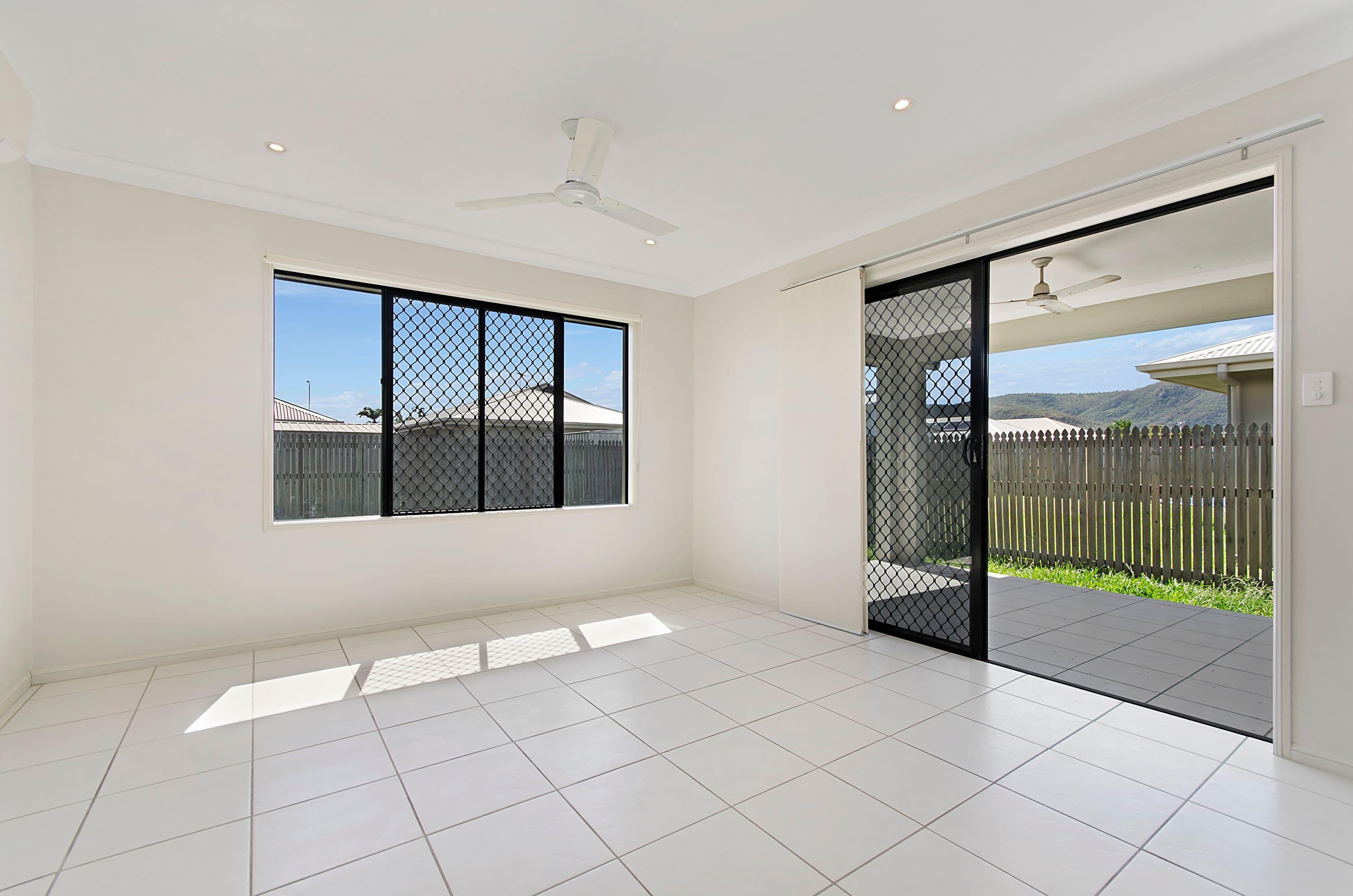 9 Peregrine Avenue, Kelso QLD 4815, Kelso - Thumbnail 4