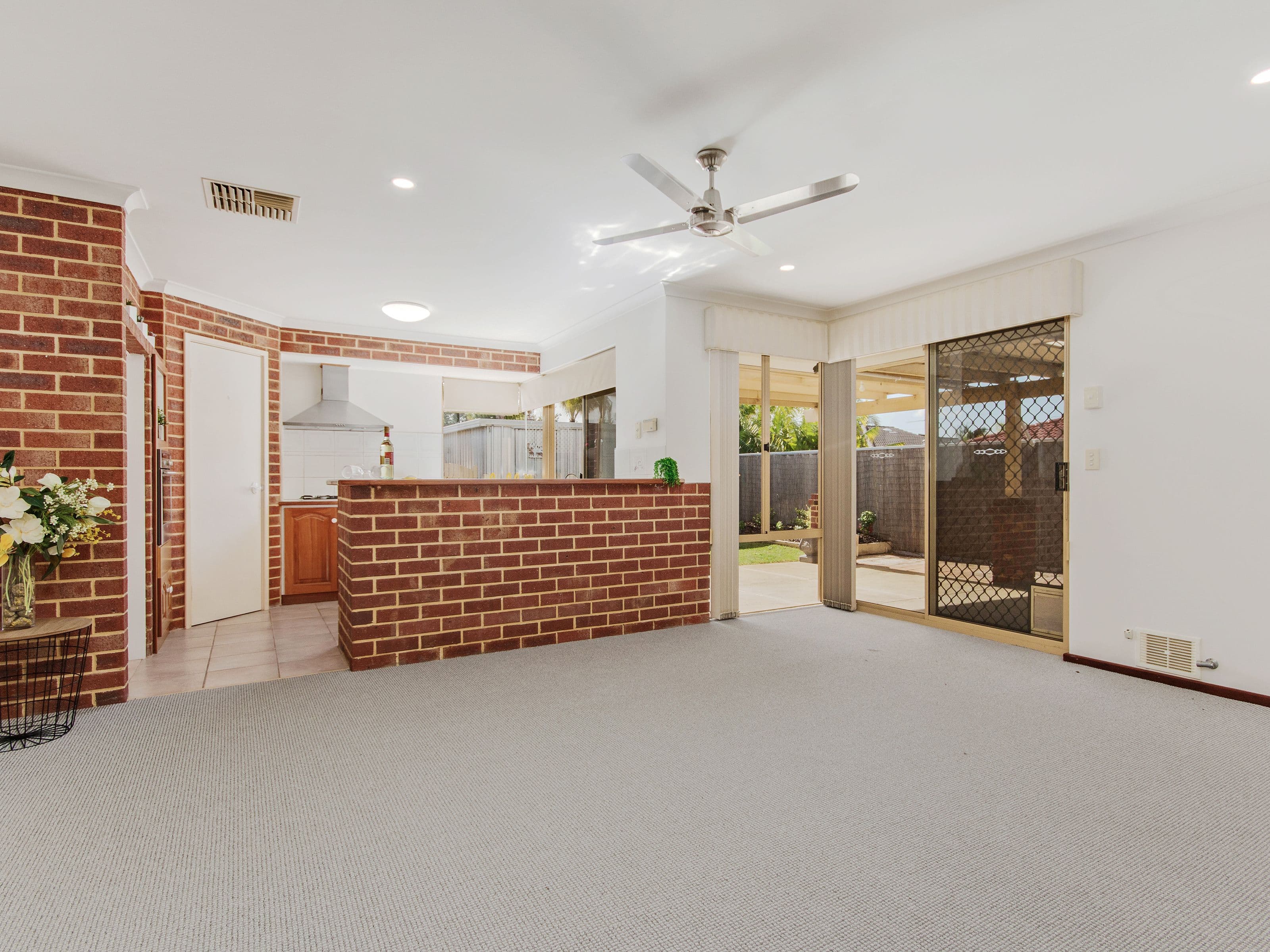 15A Pelican Court, Waikiki WA 6169, Waikiki - Thumbnail 2