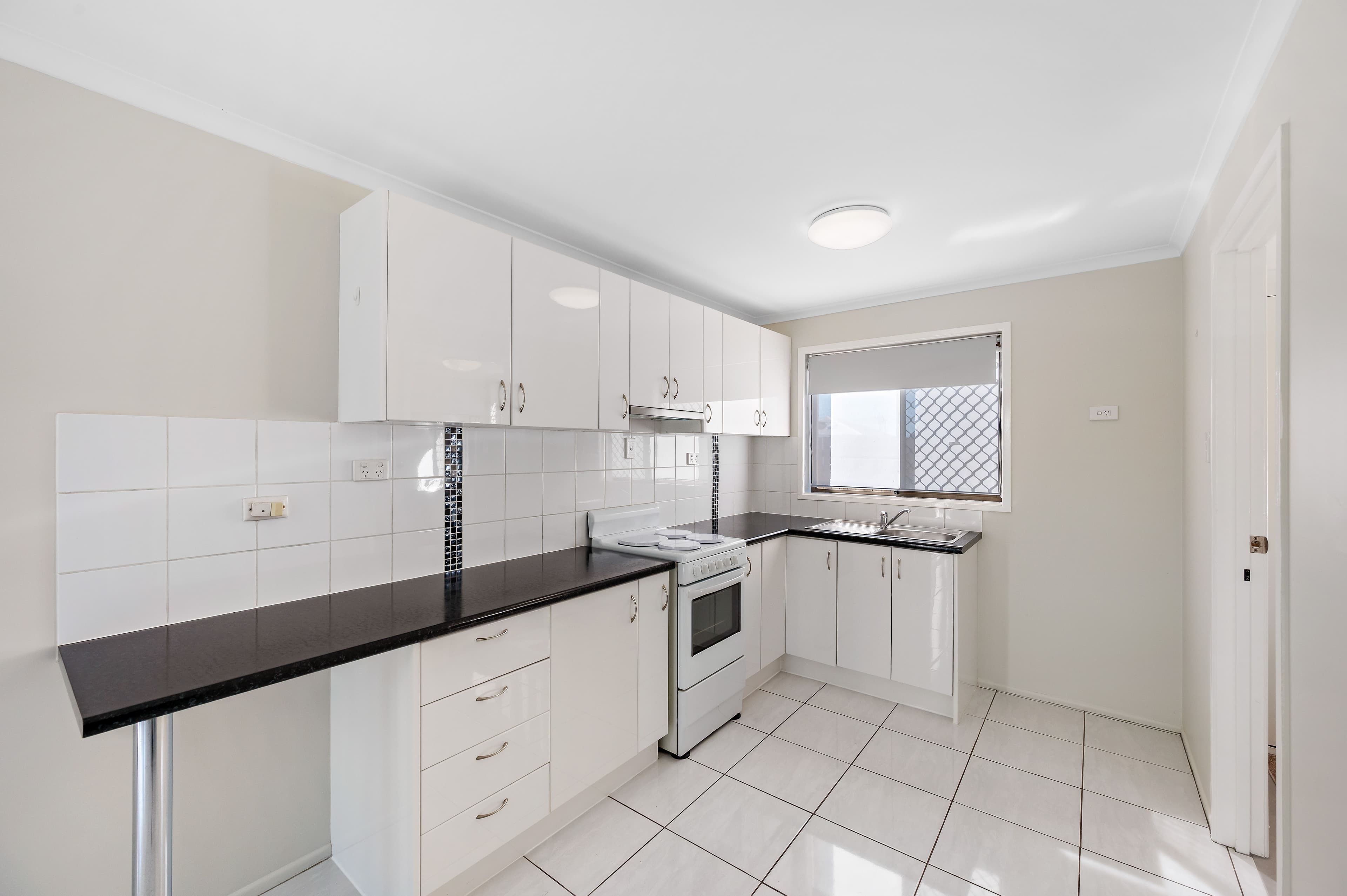 196 Auckland Street, South Gladstone QLD 4680, South Gladstone - Thumbnail 4