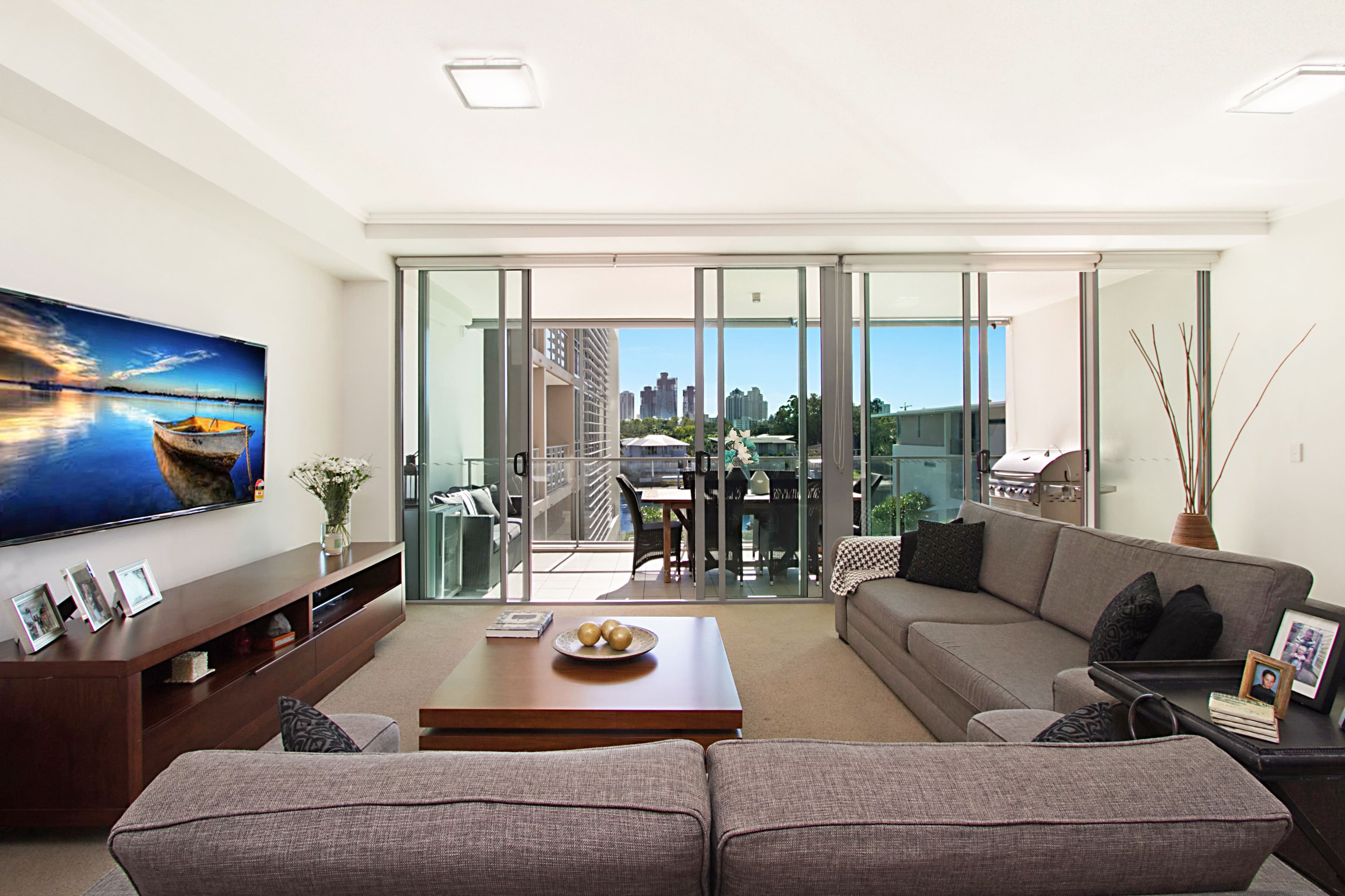 2213 'Freshwater Point' 33 T E Peters Drive, Broadbeach Waters QLD 4218, Broadbeach Waters - Thumbnail 3