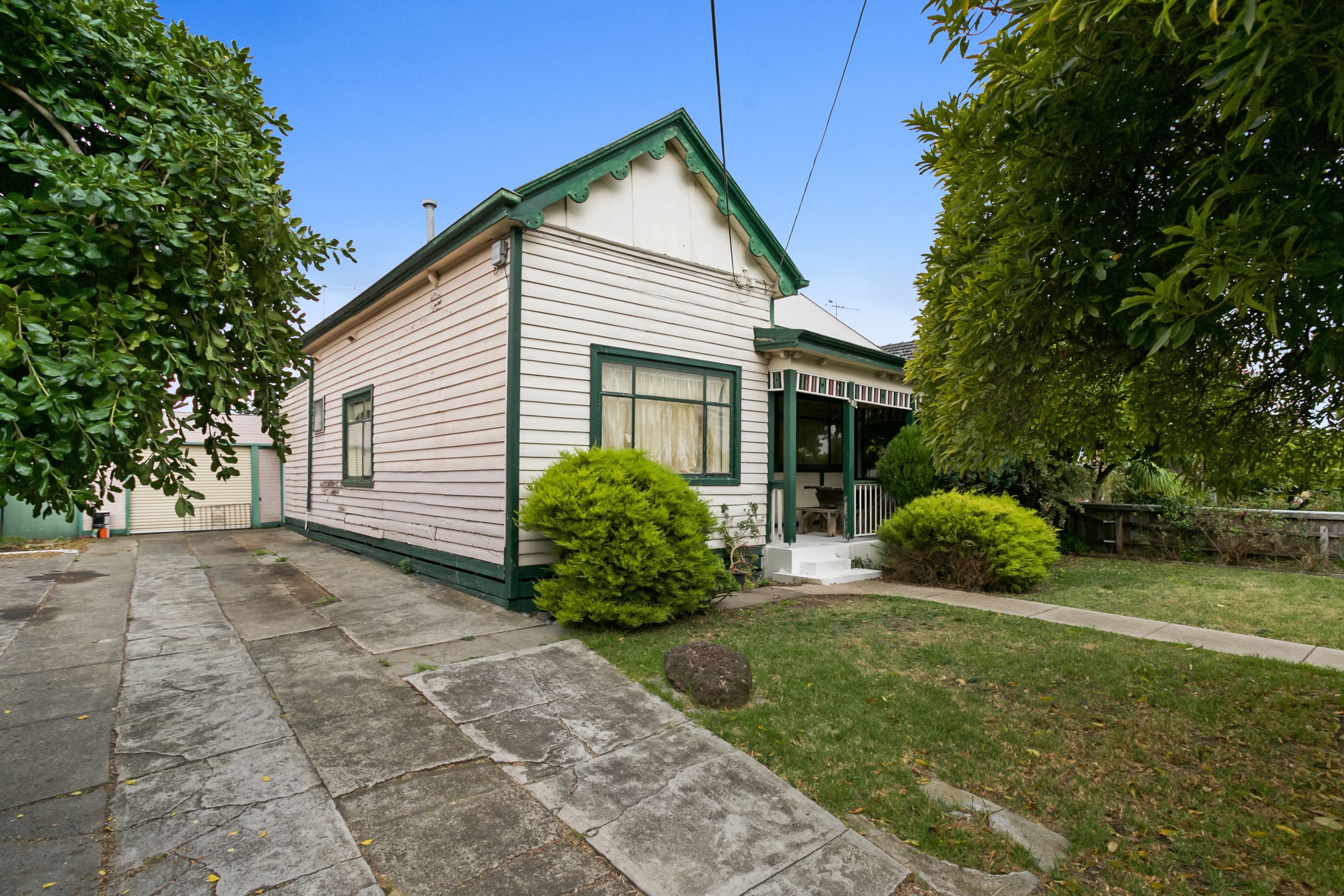 112 Melbourne Avenue, Glenroy VIC 3046, Glenroy - Thumbnail 2