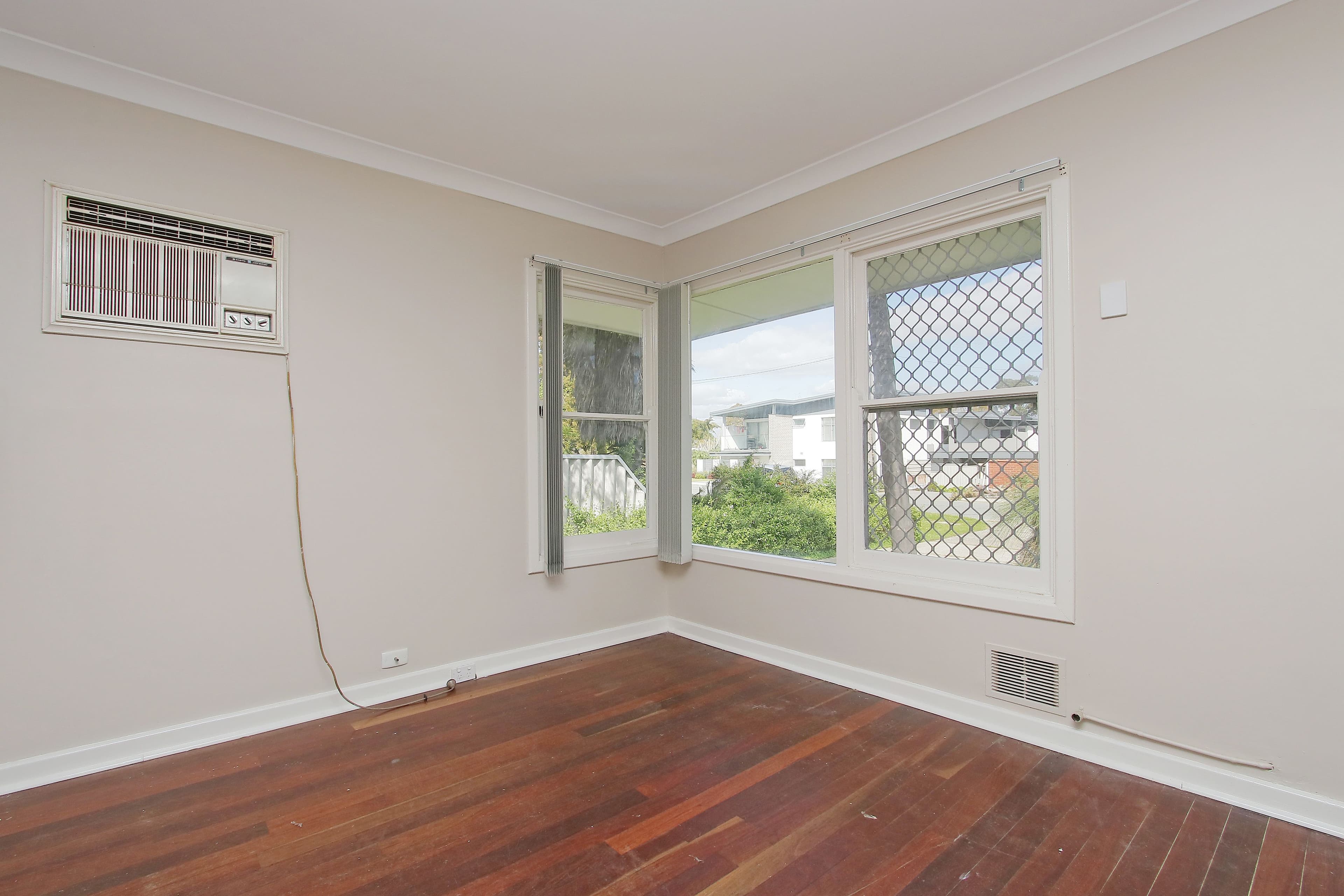 9 Kenwick Way, Balga WA 6061, Balga - Thumbnail 5