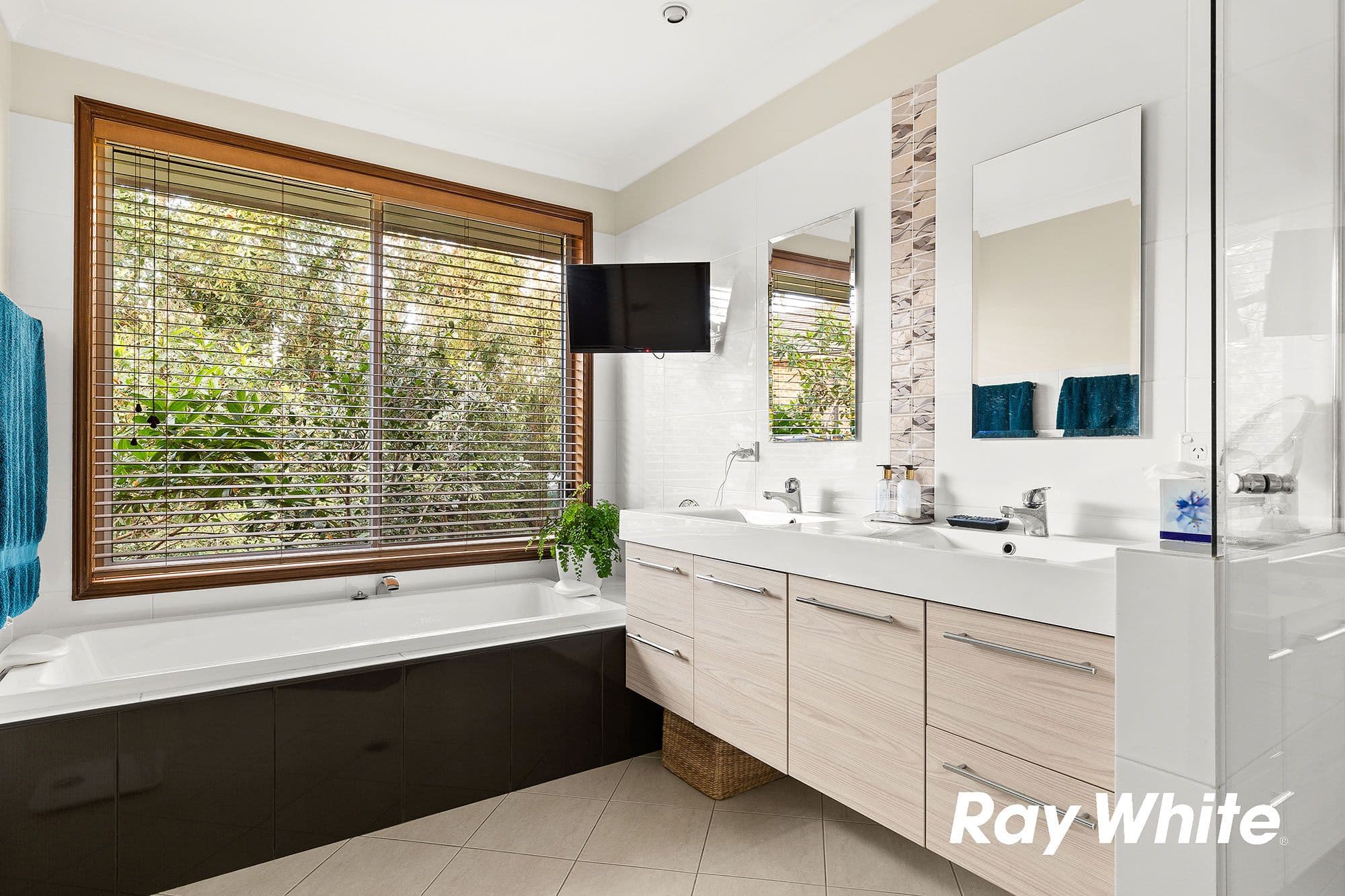 10 Braefield Place, Castle Hill - Thumbnail 3