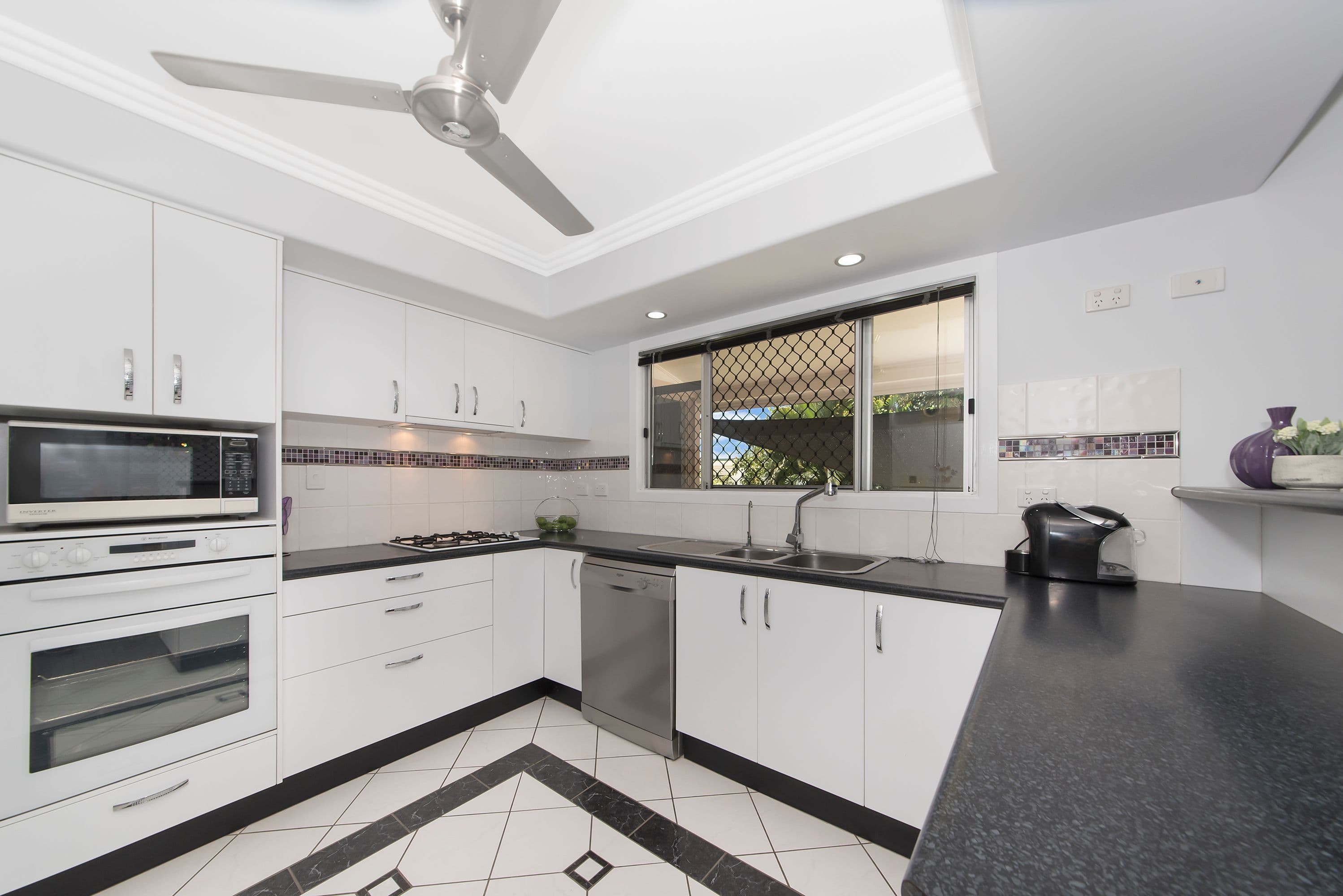 11 Brampton Avenue, Cranbrook QLD 4814, Cranbrook - Thumbnail 5