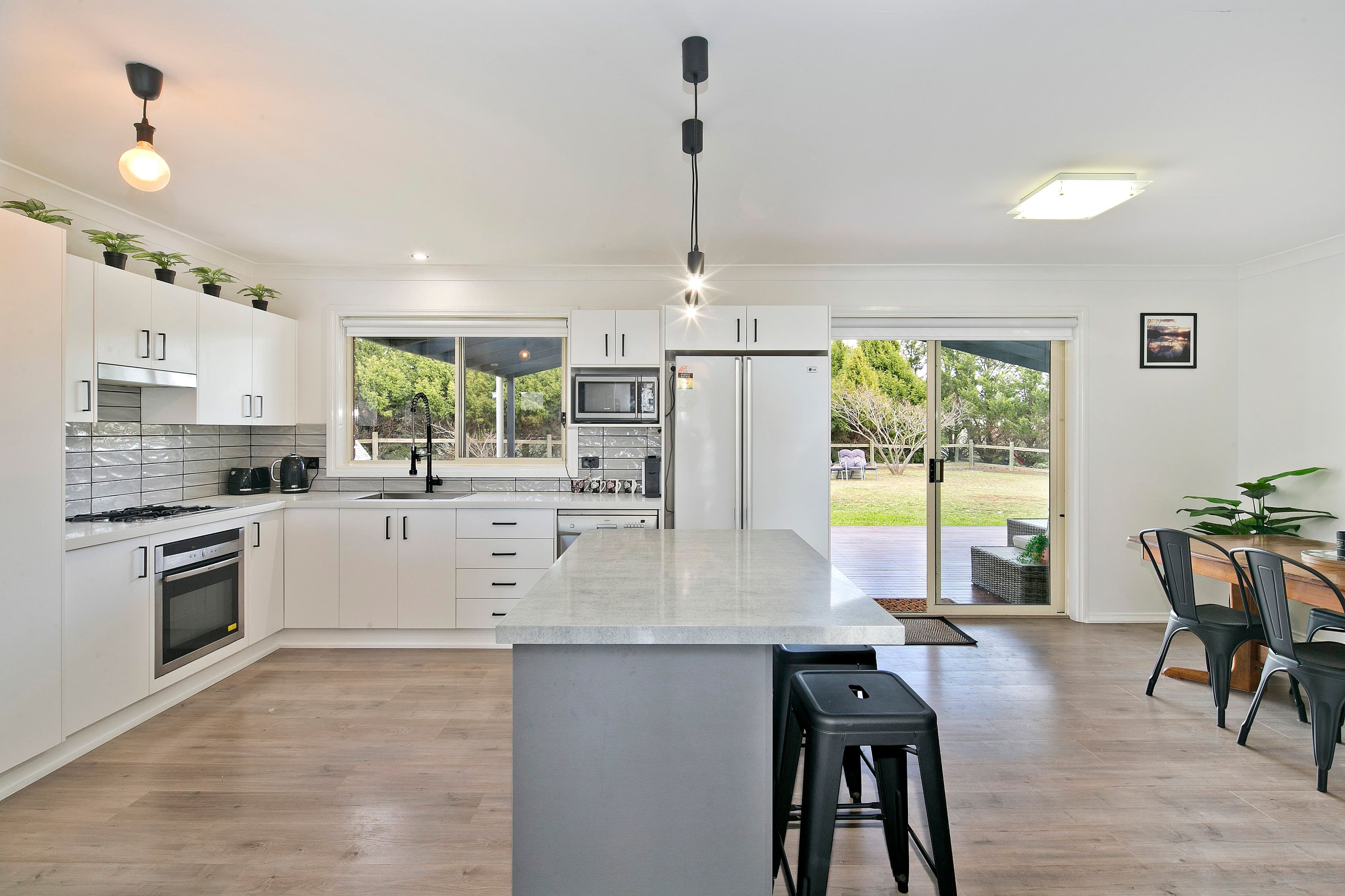 8 Oxley Crescent, Goulburn NSW 2580, Goulburn - Thumbnail 2