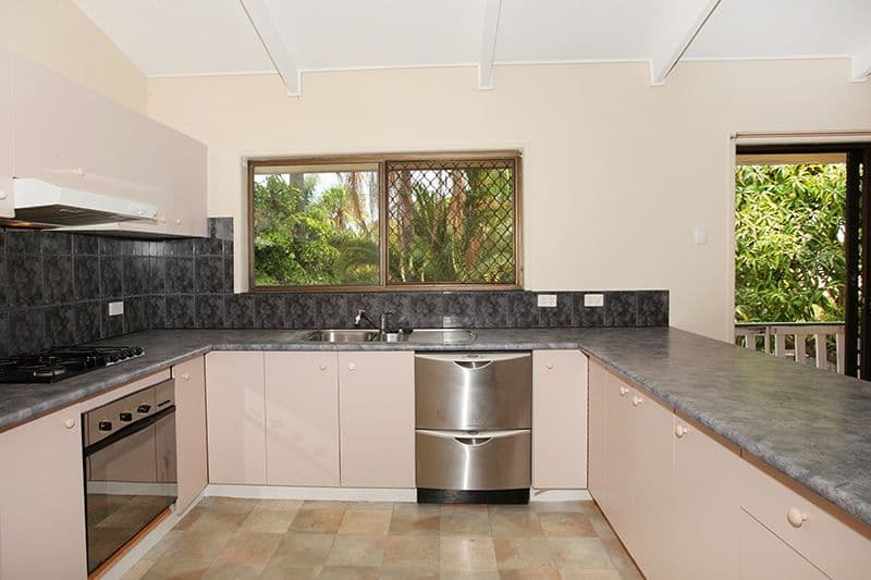 1 Kalinda Avenue, Mooloolaba QLD 4557, Mooloolaba - Thumbnail 6