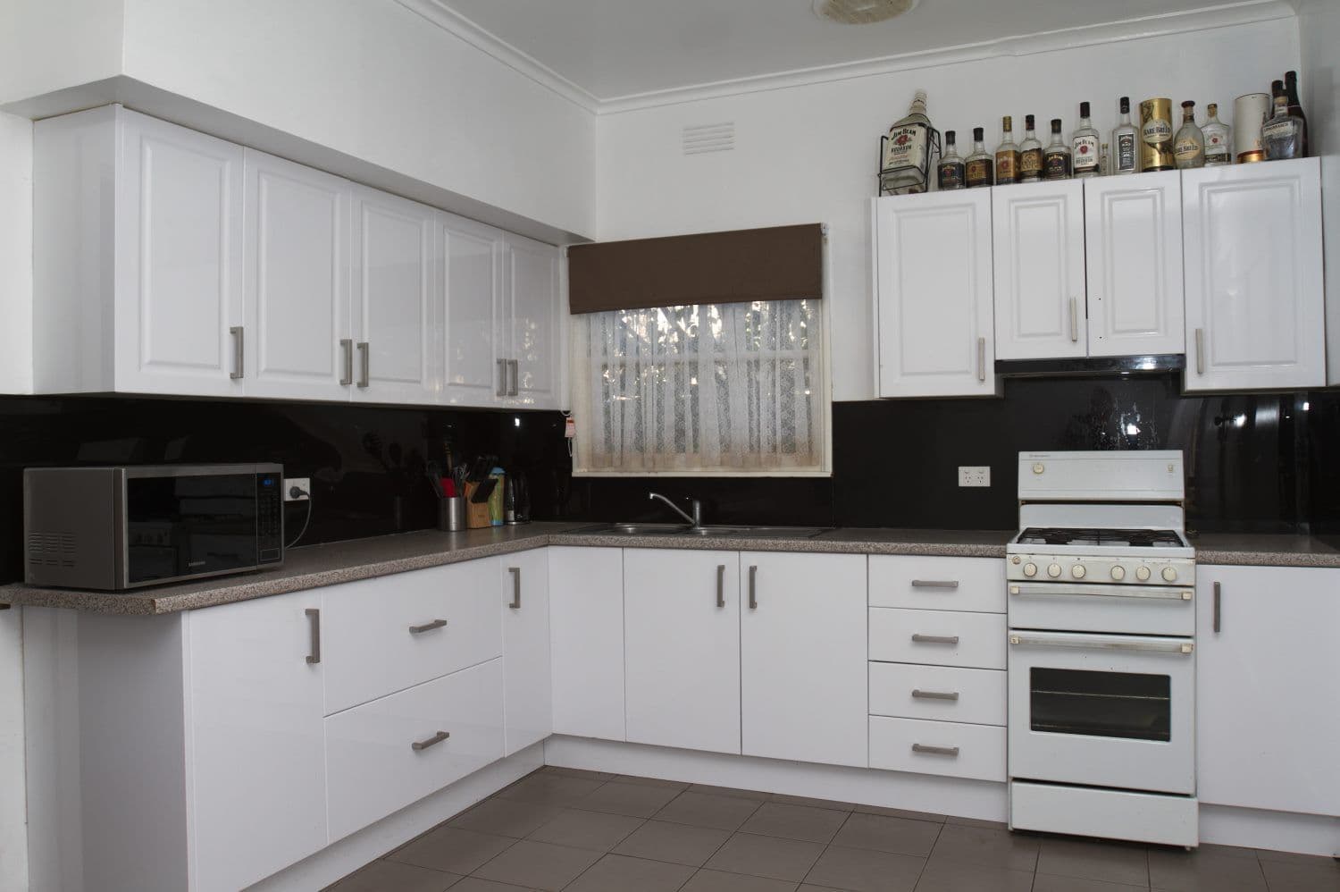 16 Tehan Street, Seymour VIC 3660, Seymour - Thumbnail 6