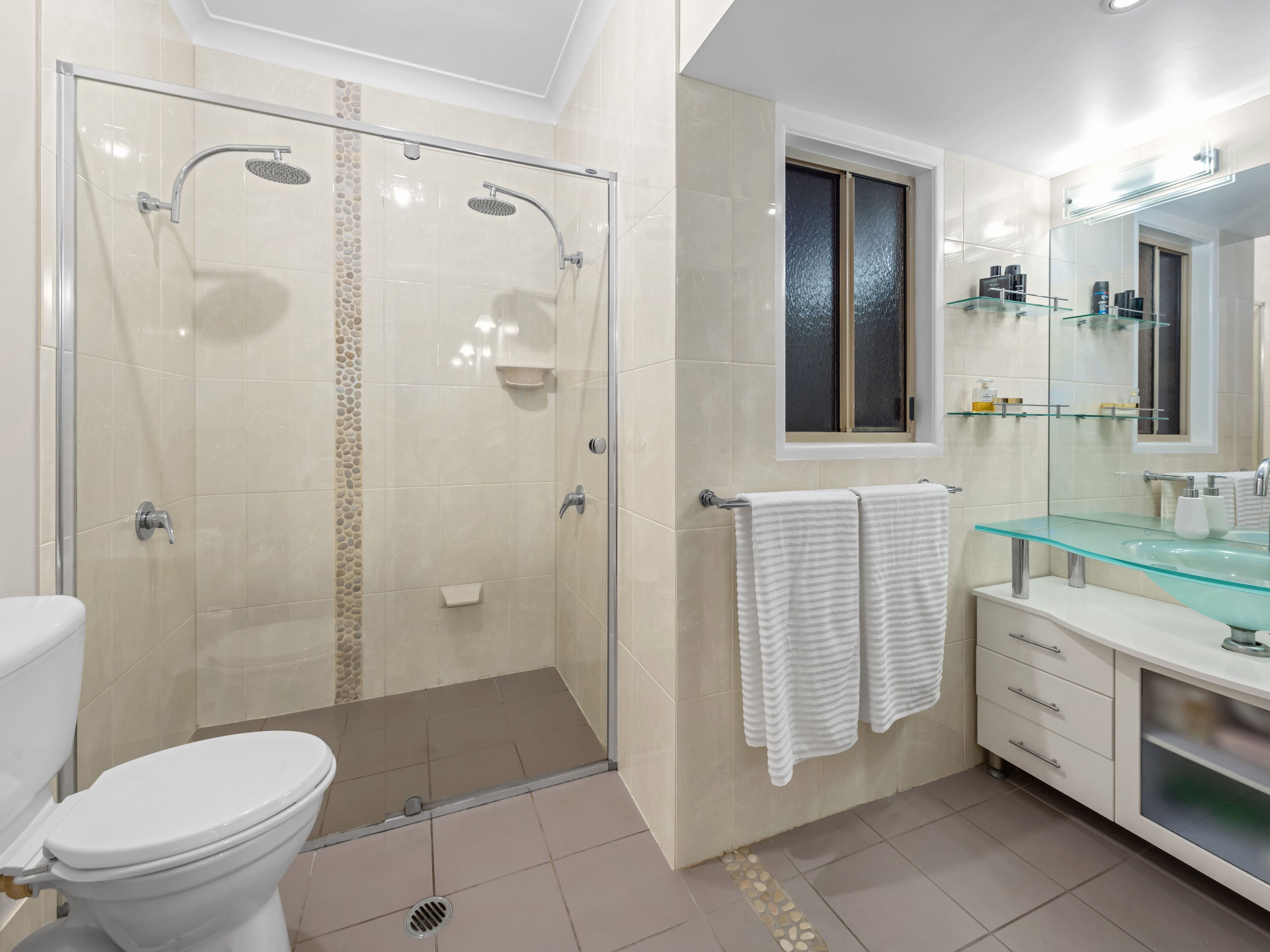 2 Laurel Court, Cashmere QLD 4500, Cashmere - Thumbnail 8