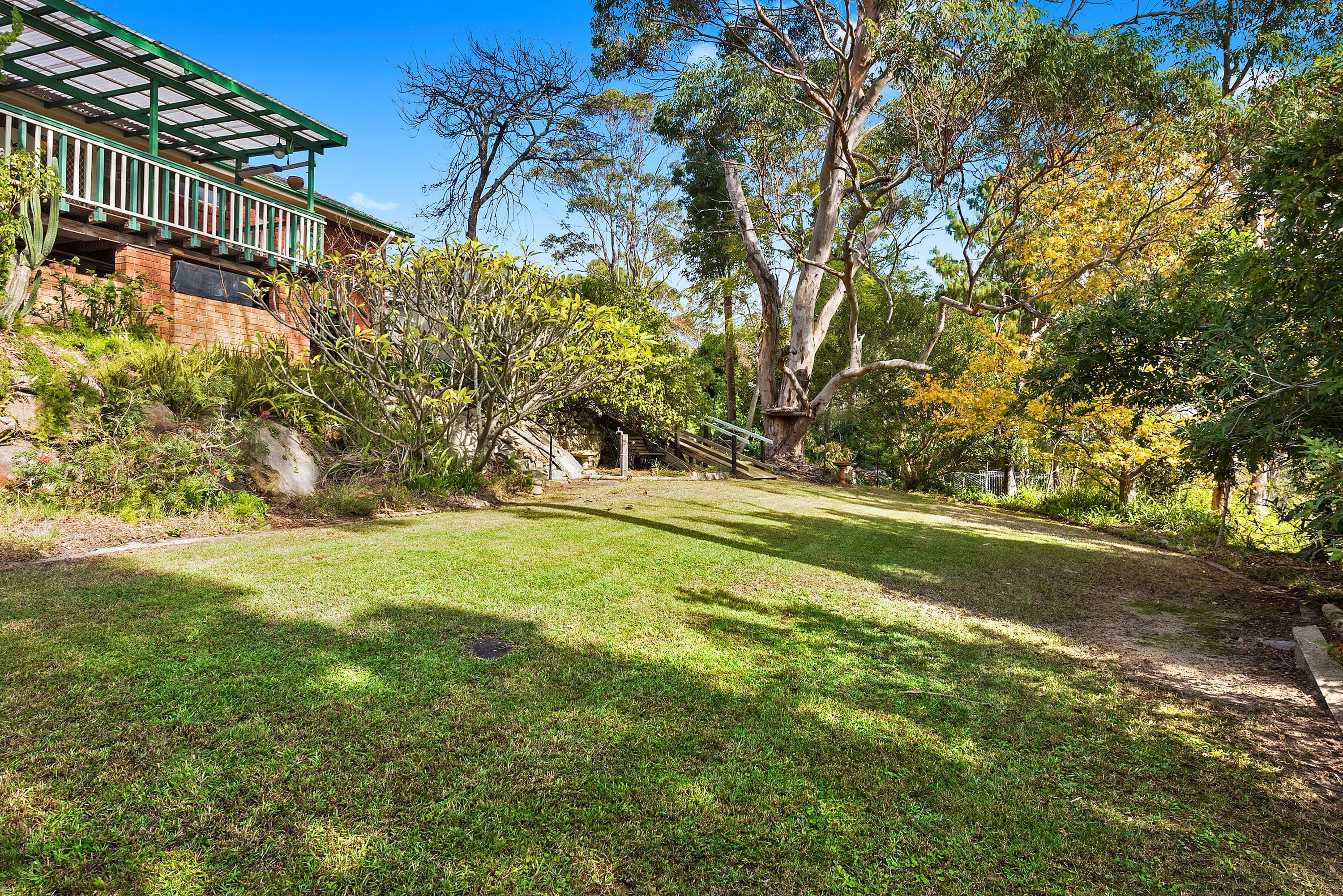 21 Waddell Crescent, Hornsby Heights - Thumbnail 2