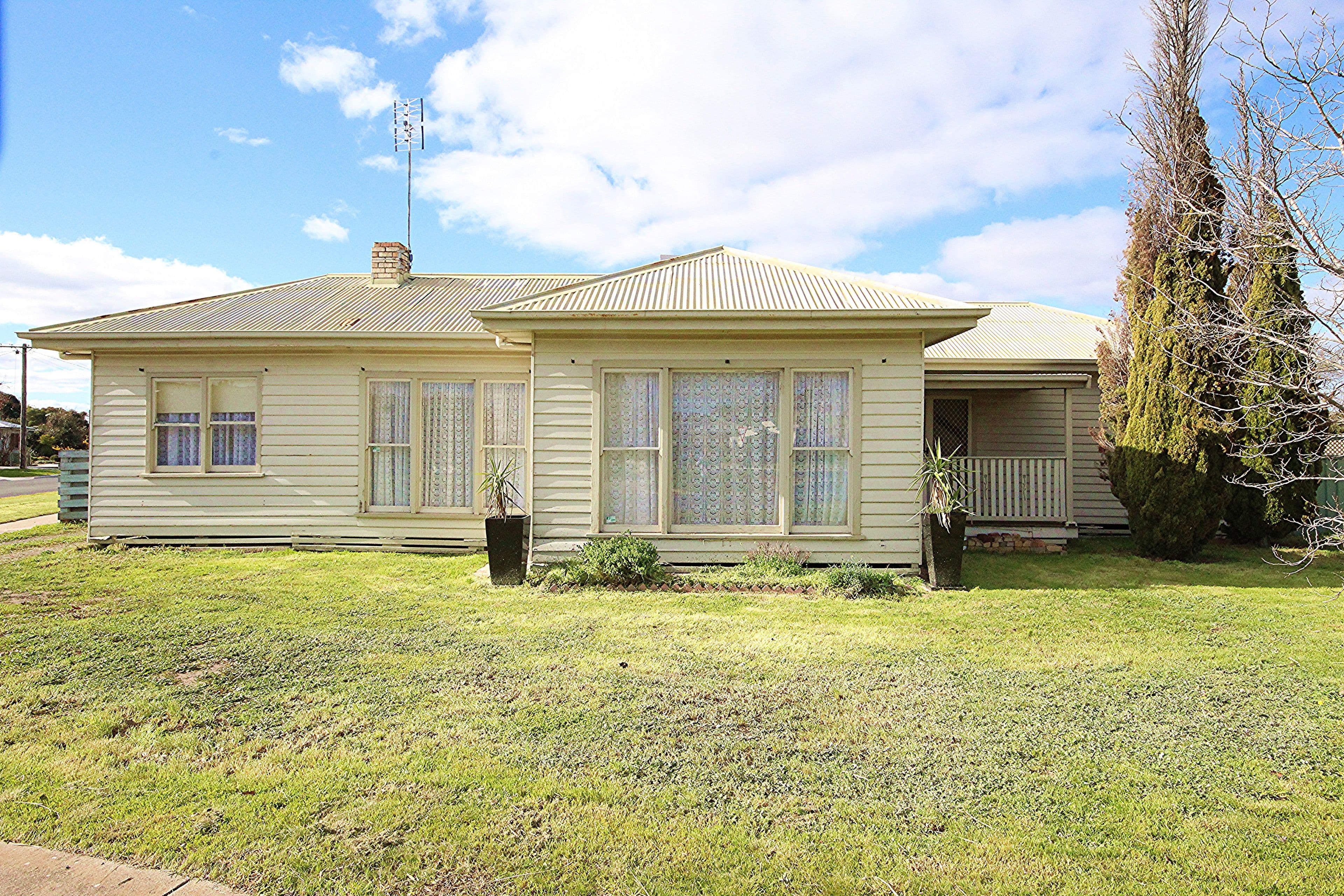 8A Sunnyside Avenue, Horsham VIC 3400, Horsham - Image 1