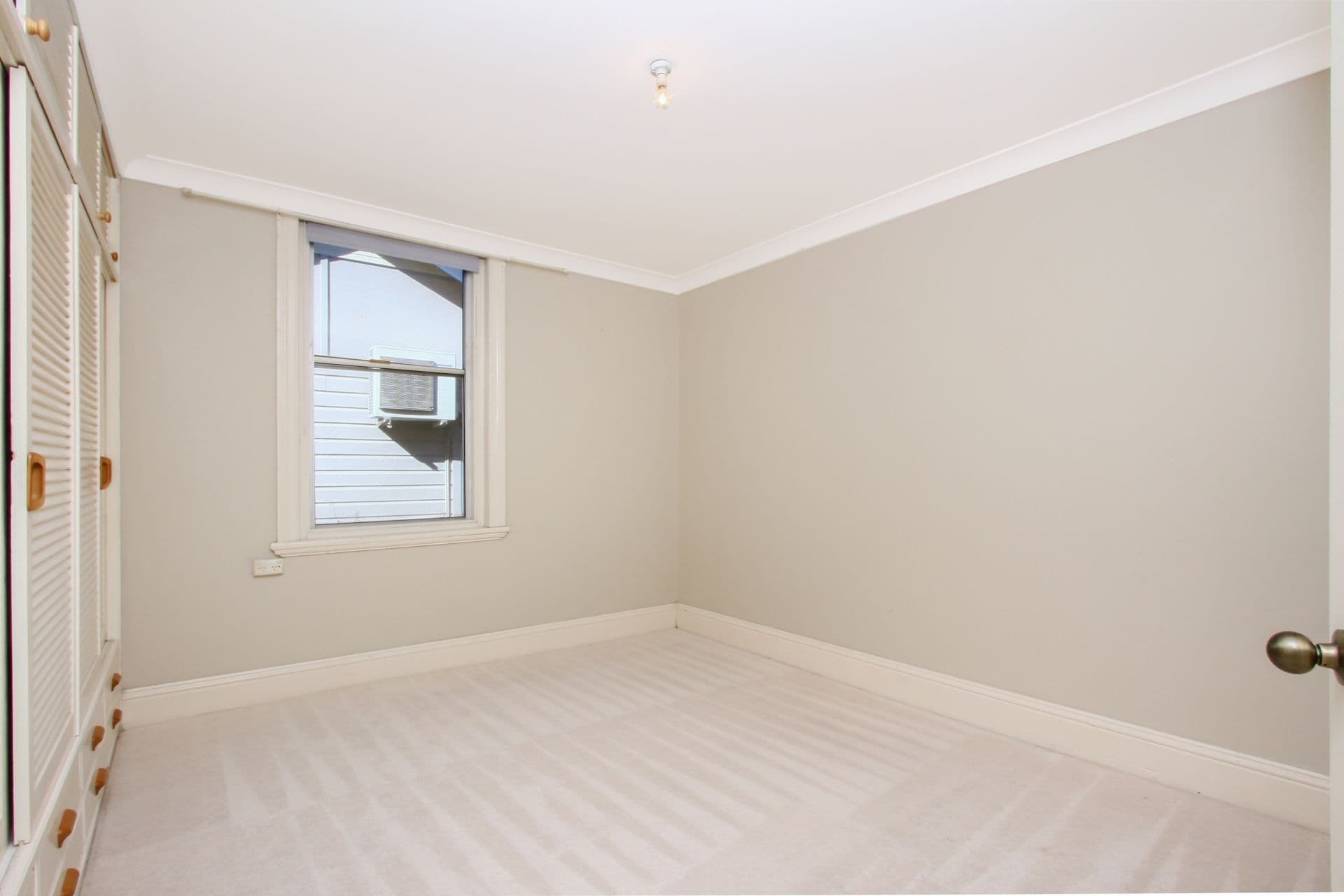 122 Clinton Street, Goulburn - Thumbnail 7