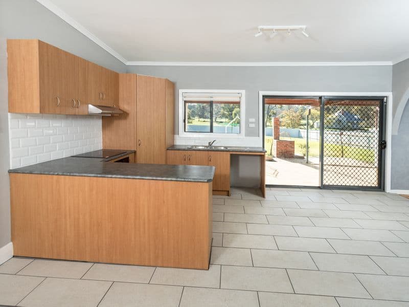 3 Heily Street, Rushworth VIC 3612, Rushworth - Thumbnail 2