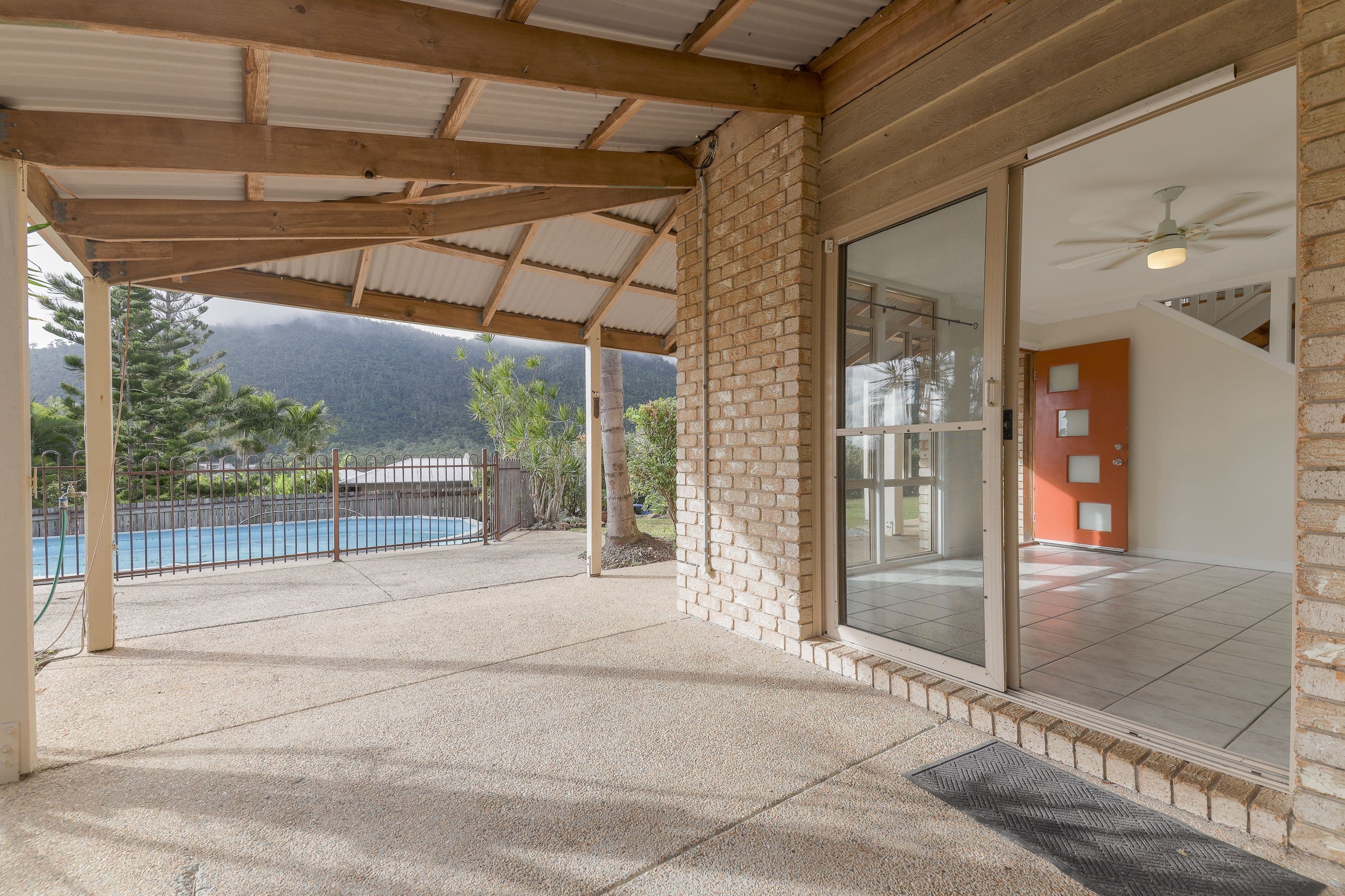 10 Daydream Court, Cannonvale QLD 4802, Cannonvale - Thumbnail 4