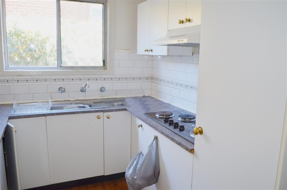 10 Leaburn Avenue, Batlow - Thumbnail 2