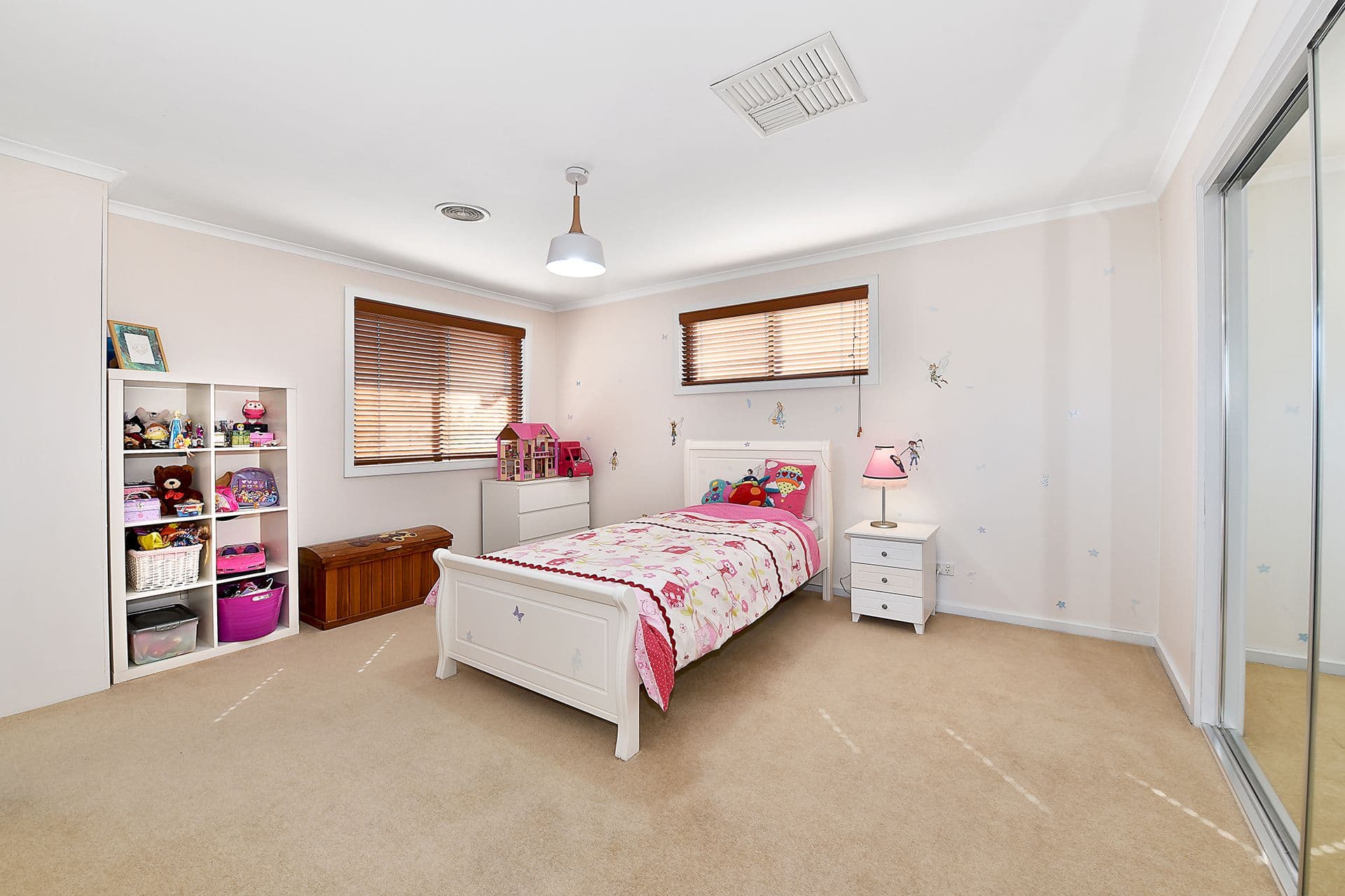 4 Cuthbert Road, Reservoir VIC 3073, Reservoir - Thumbnail 8