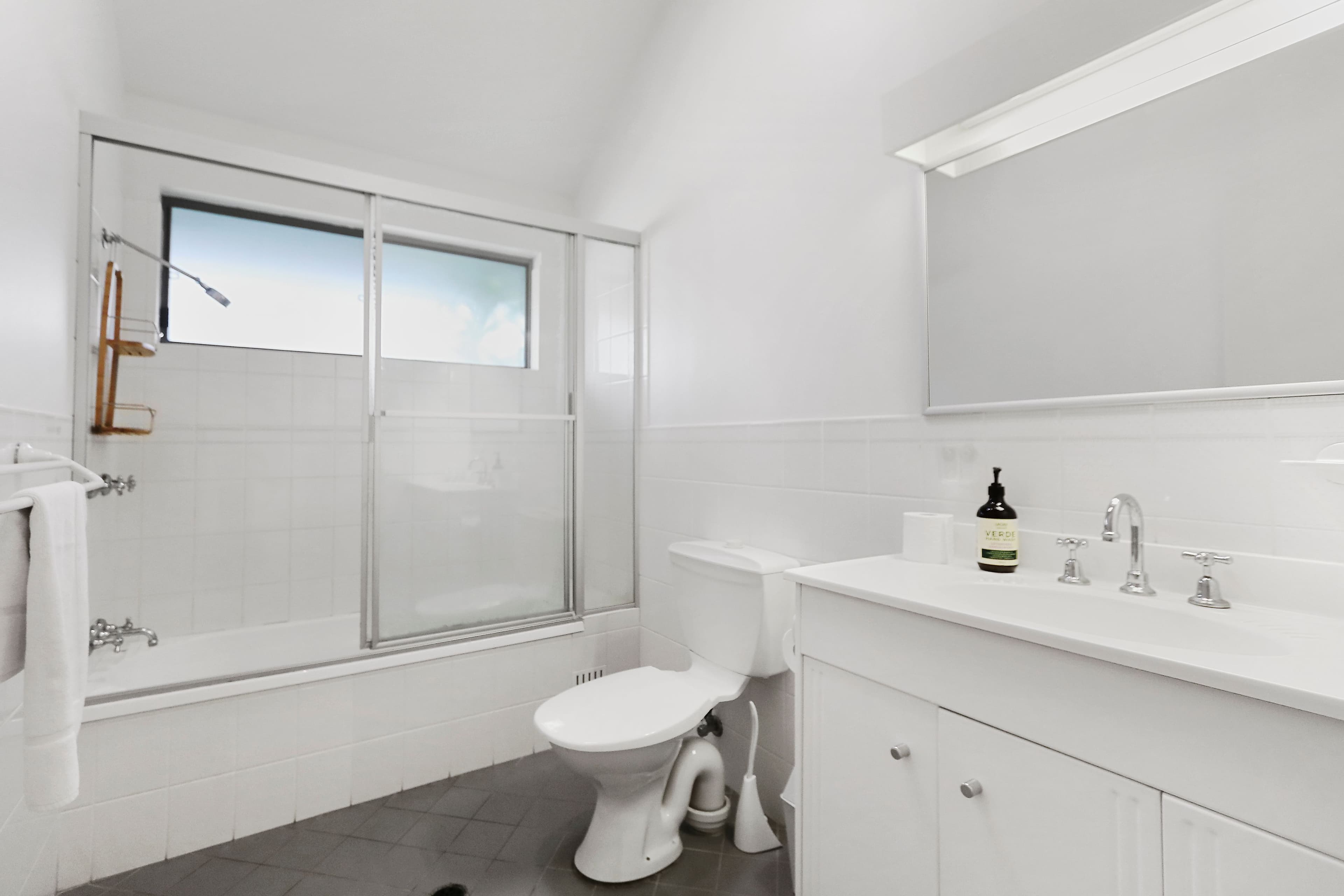 19 Kingfisher Circuit, Cams Wharf NSW 2281, Cams Wharf - Thumbnail 8
