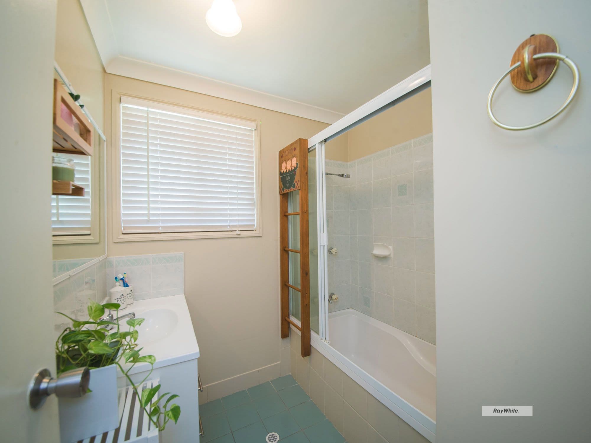 22 Stover Street, Gracemere QLD 4702, Gracemere - Thumbnail 8