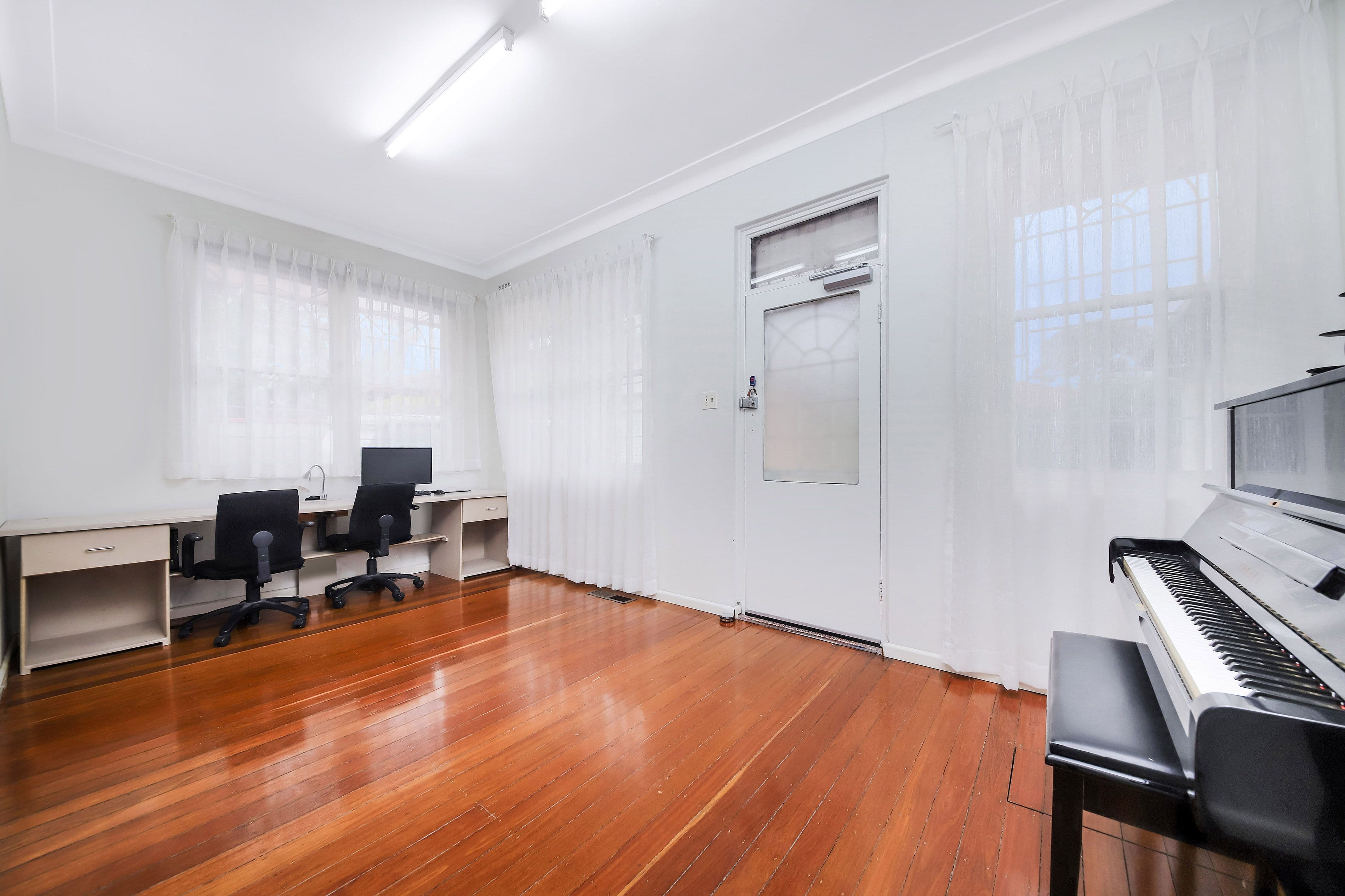 205 Rodd Street, Sefton NSW 2162, Sefton - Thumbnail 4